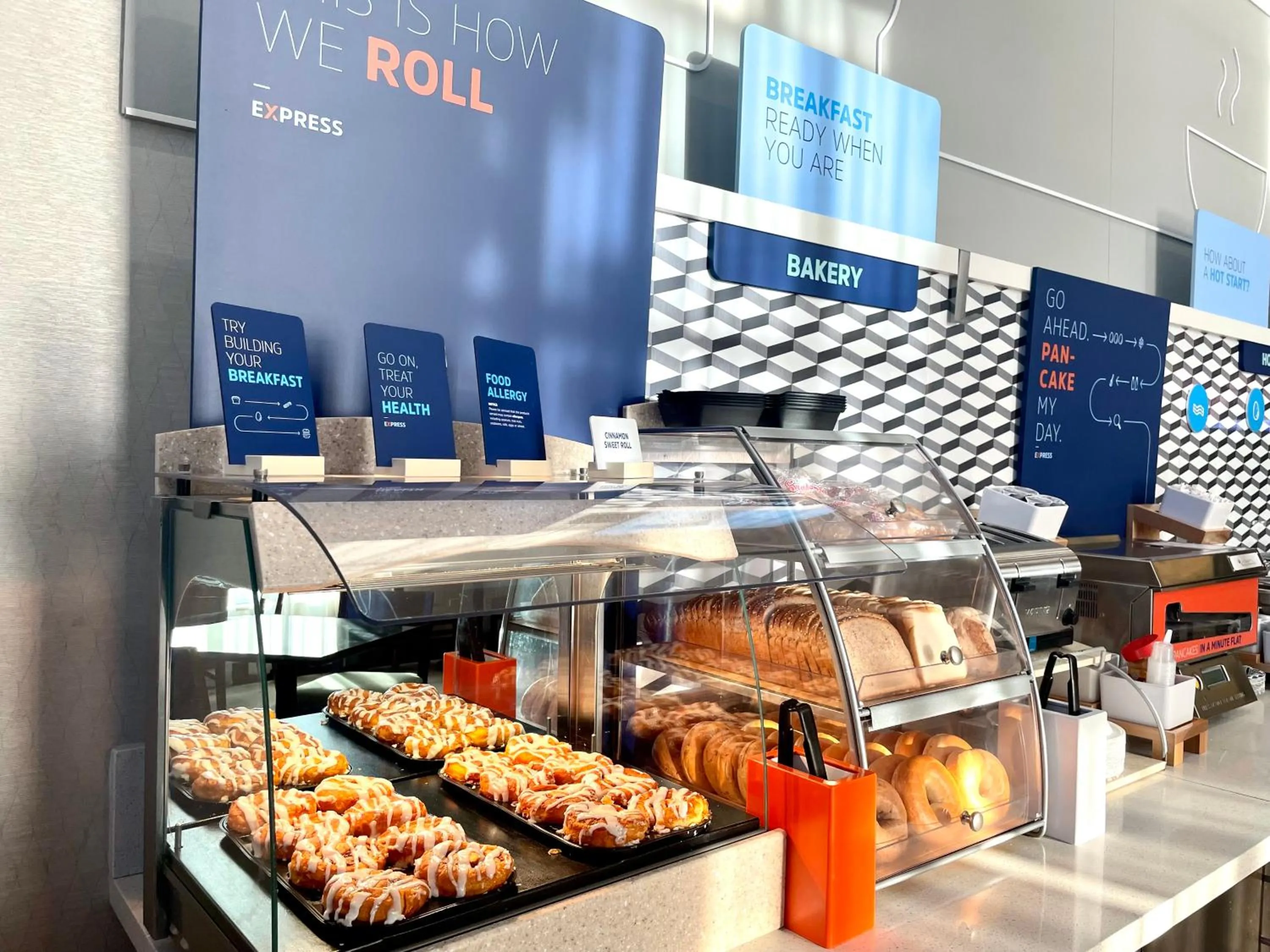 Breakfast in Holiday Inn Express Hotel & Suites Hermosa Beach by IHG