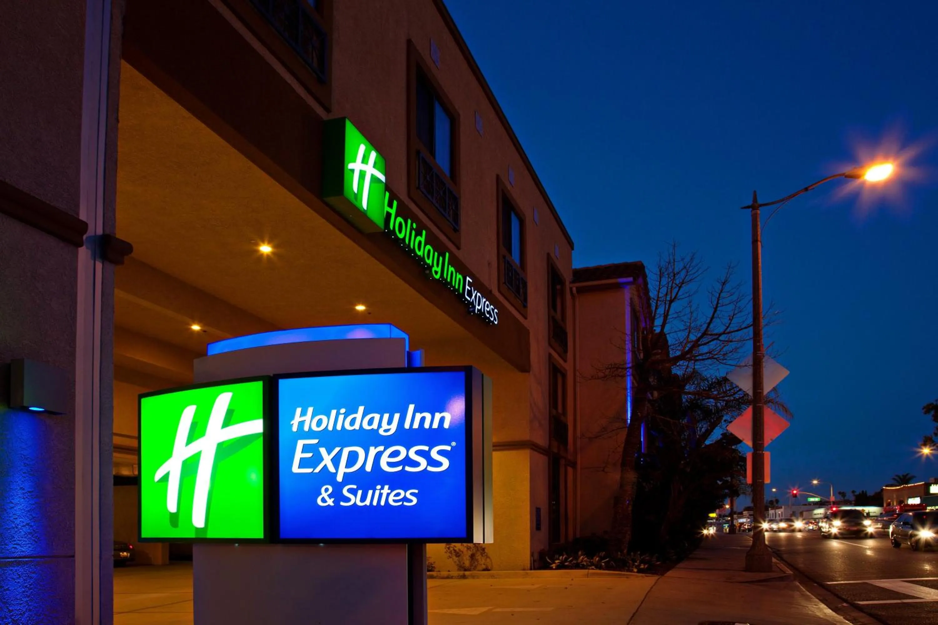 Property building in Holiday Inn Express Hotel & Suites Hermosa Beach by IHG