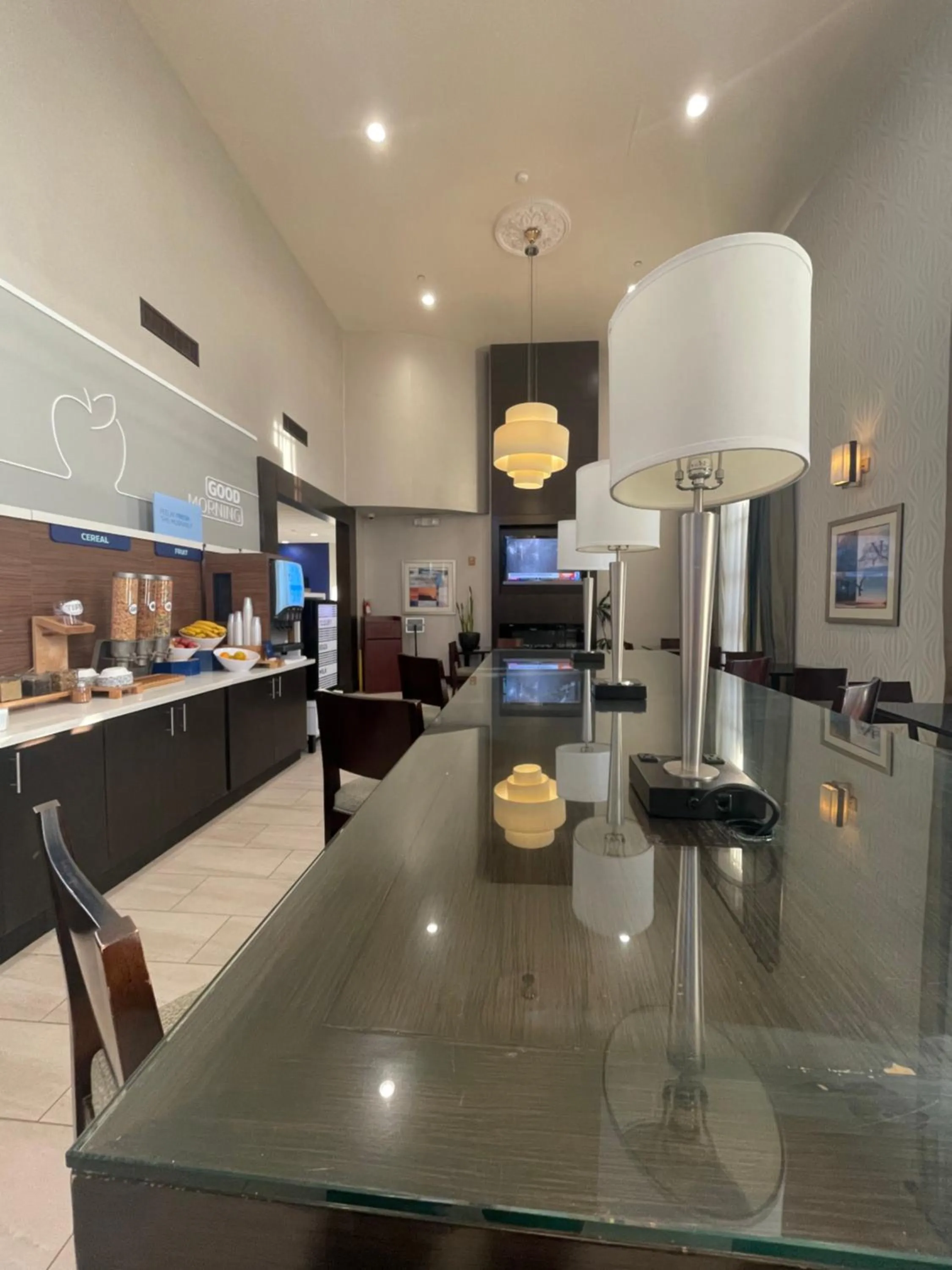 Breakfast in Holiday Inn Express Hotel & Suites Hermosa Beach by IHG