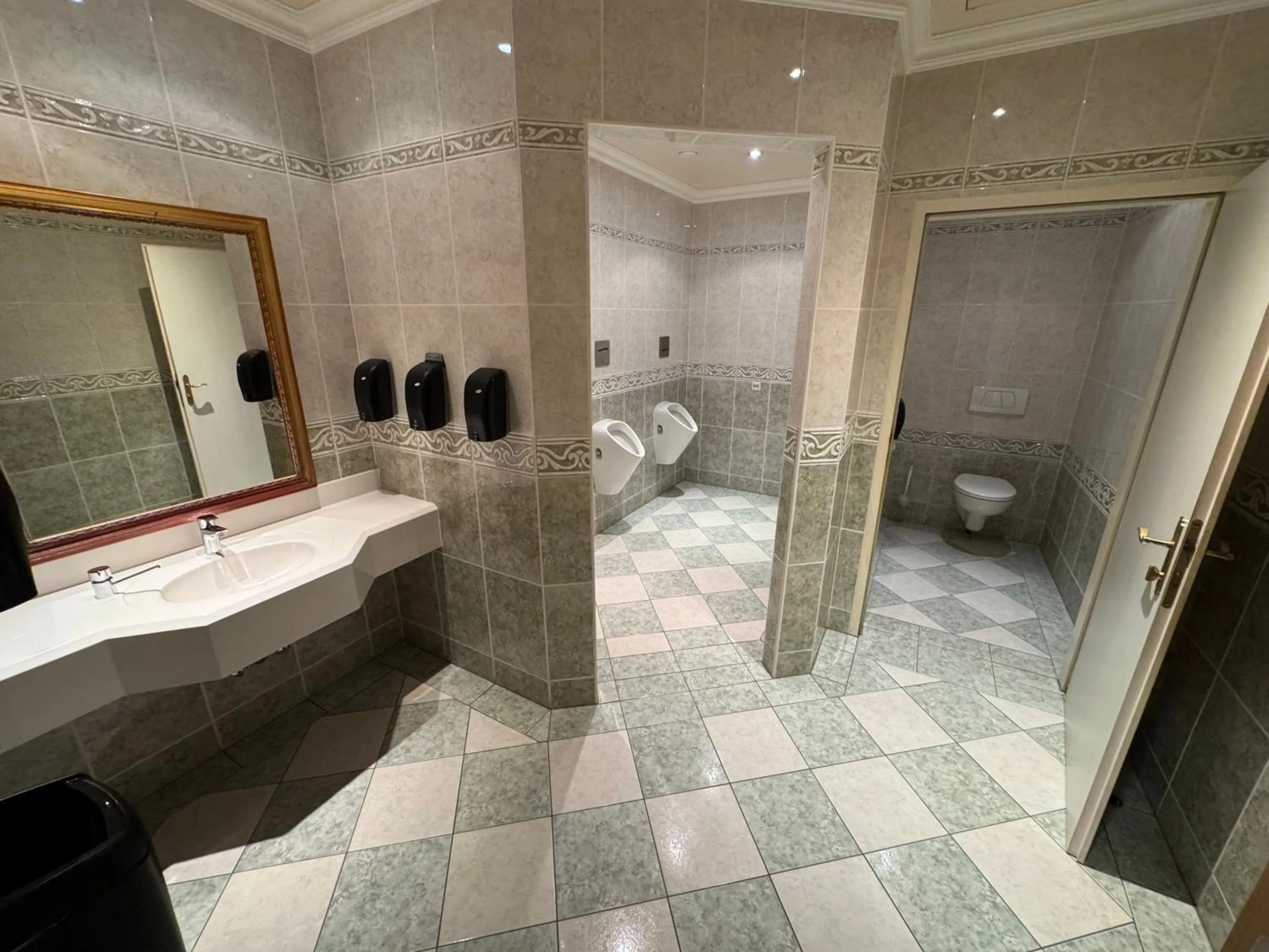 Self-Check-in Hotel VinoQ Mistelbach