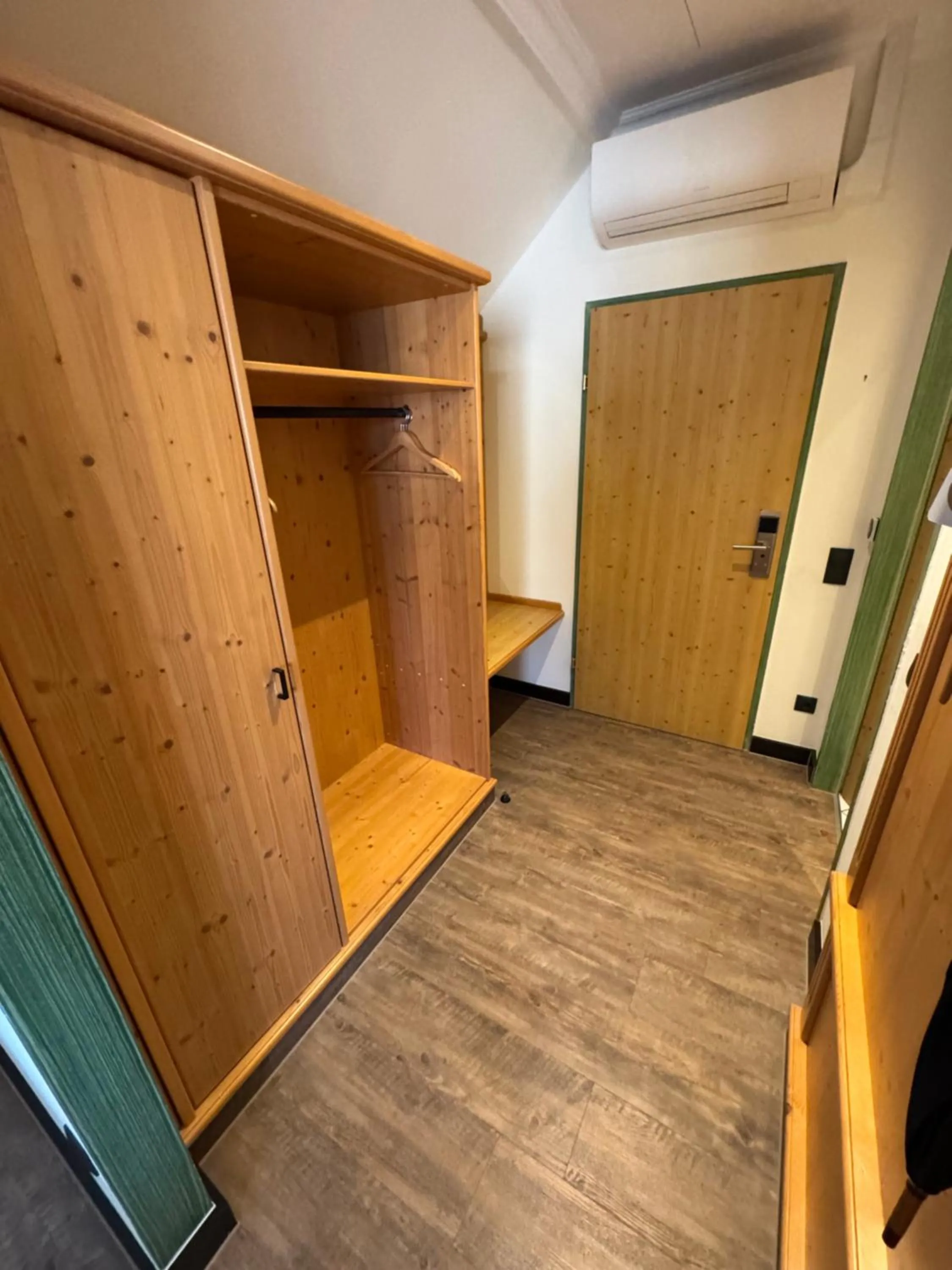 Self-Check-in Hotel VinoQ Mistelbach