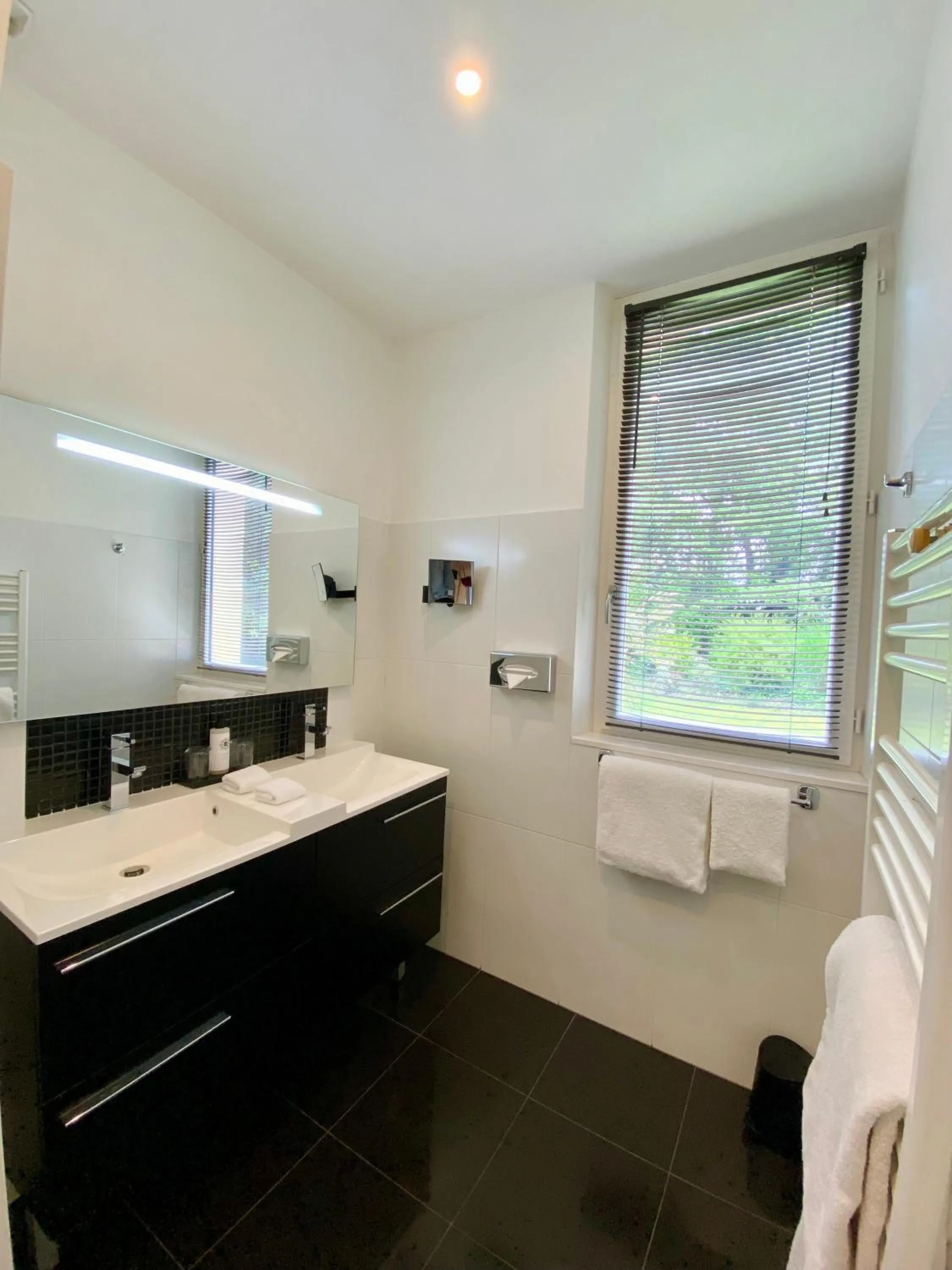Bathroom in Château D'Apigné Rennes