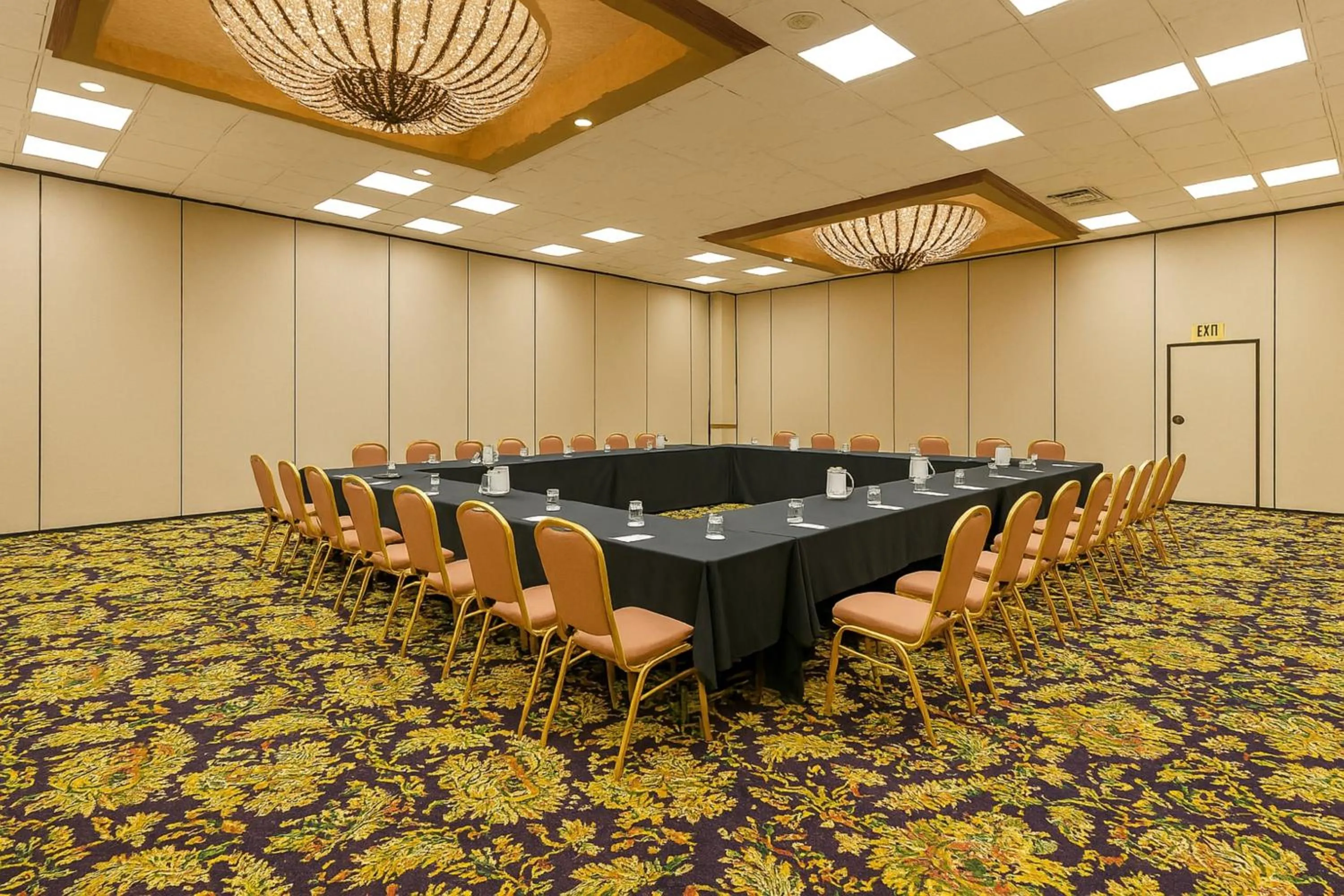 Meeting/conference room in Holiday Inn Sacramento Downtown-Arena by IHG