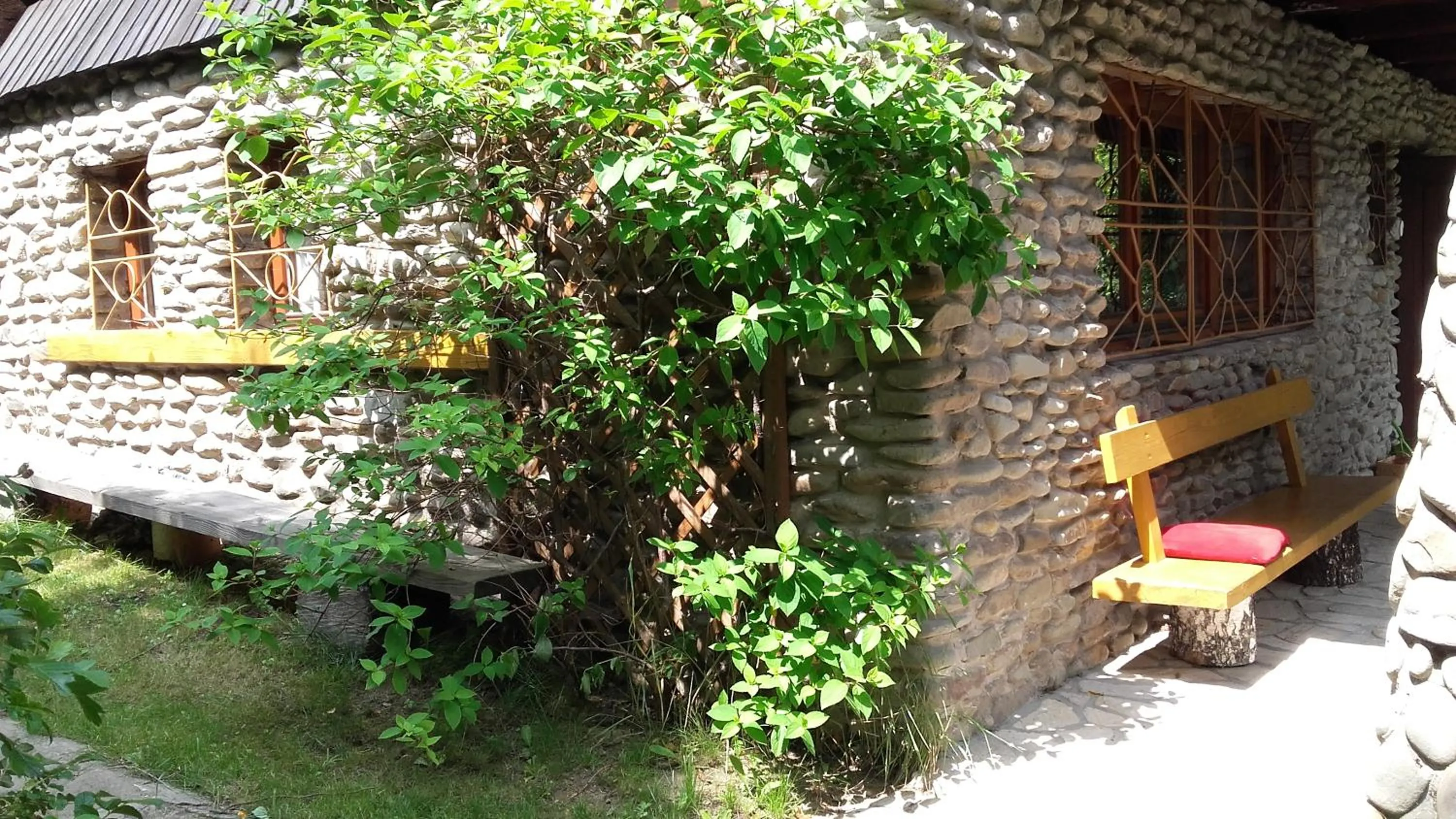 Property building in Dom w górach