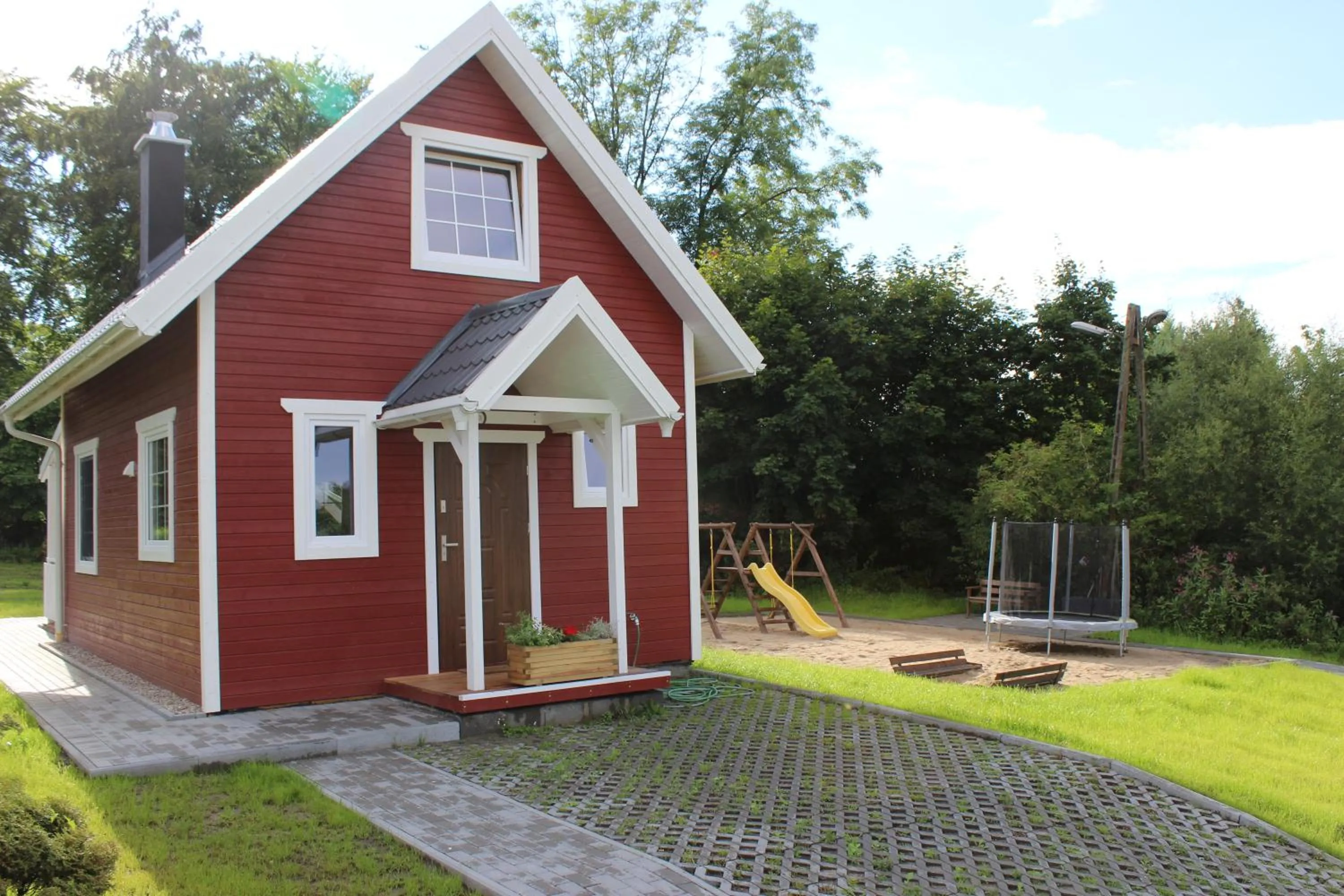 Children play ground in Agroturystyka - Stajnia Bursztynowa