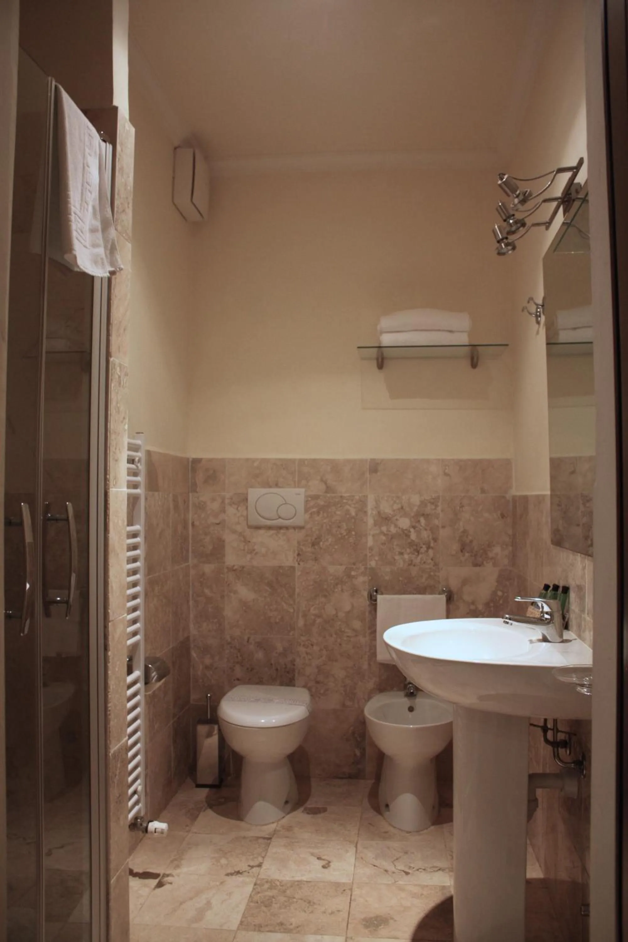 Bathroom in Residenza Porta Guelfa