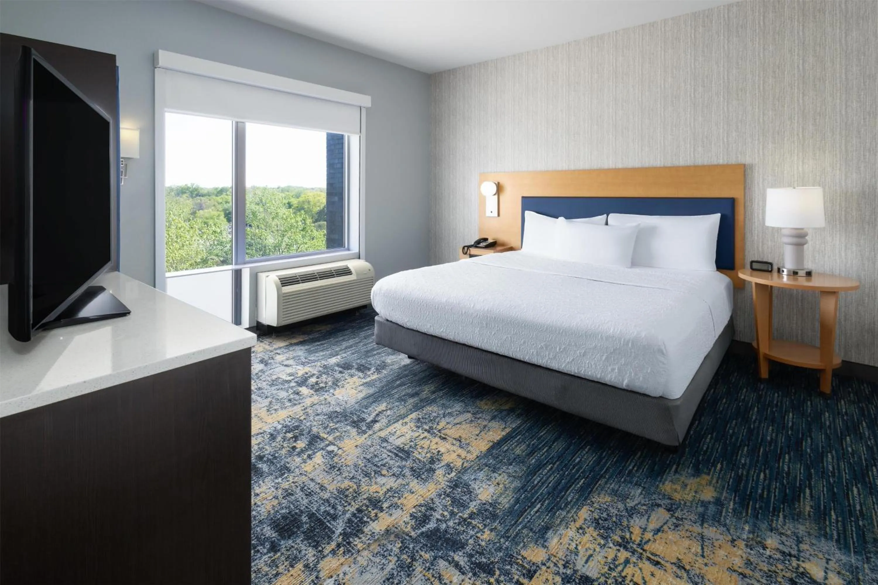 Bed in Home2 Suites by Hilton Greenville Downtown