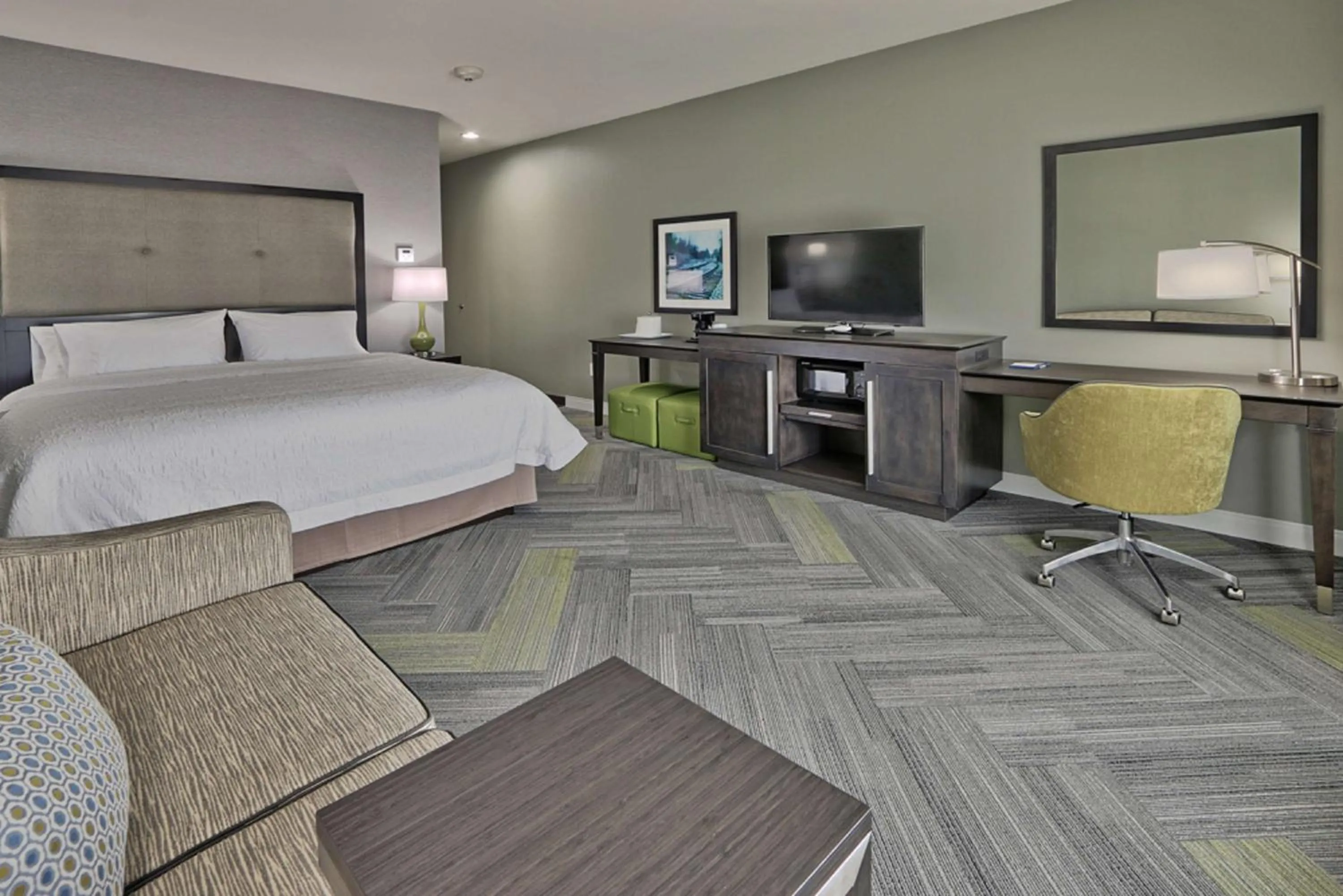 Bedroom, Bed in Hampton Inn & Suites Guthrie, OK