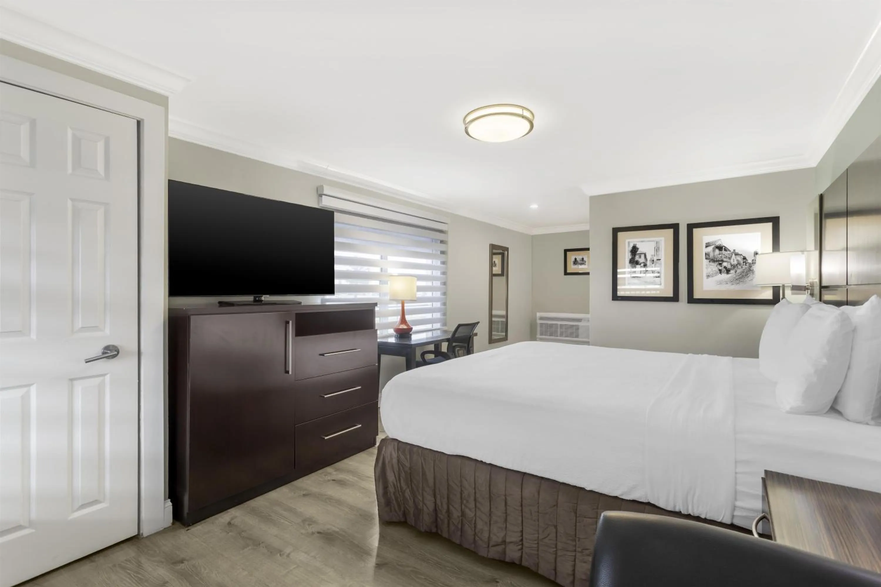 Bedroom, Bed in Best Western Historic Bayfront