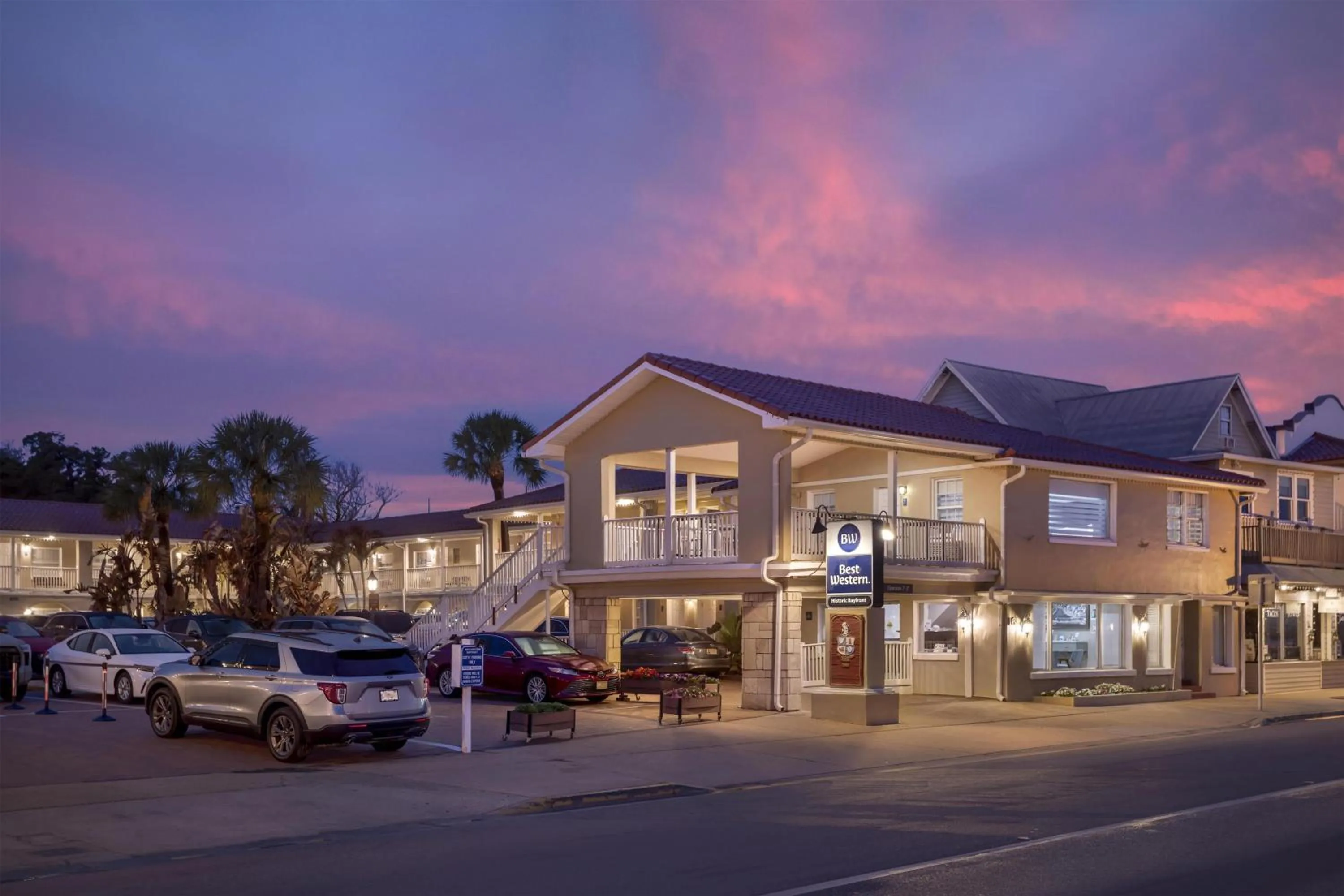 Property building in Best Western Historic Bayfront