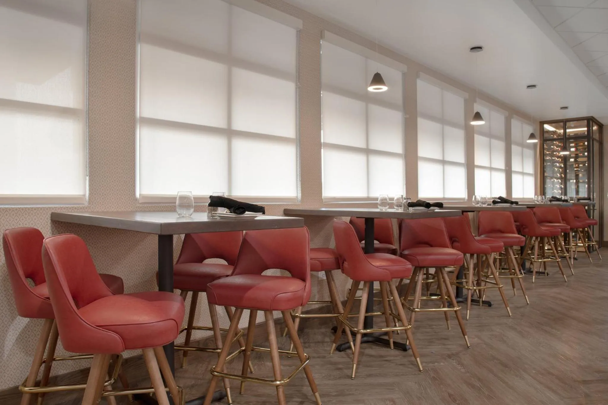 Restaurant/places to eat in Holiday Inn Hotel & Suites Overland Park-West by IHG