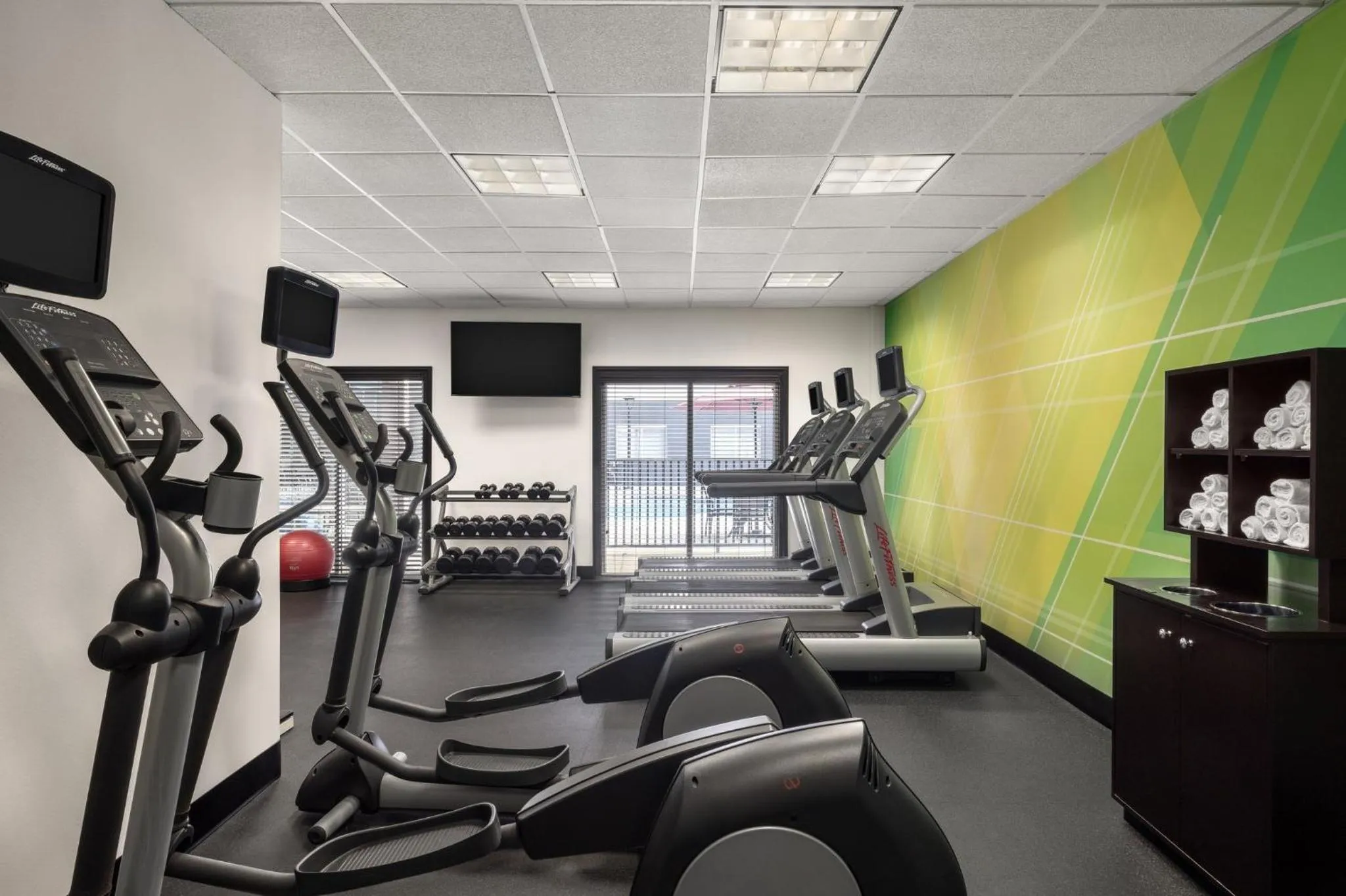 Fitness centre/facilities in Holiday Inn Hotel & Suites Overland Park-West by IHG