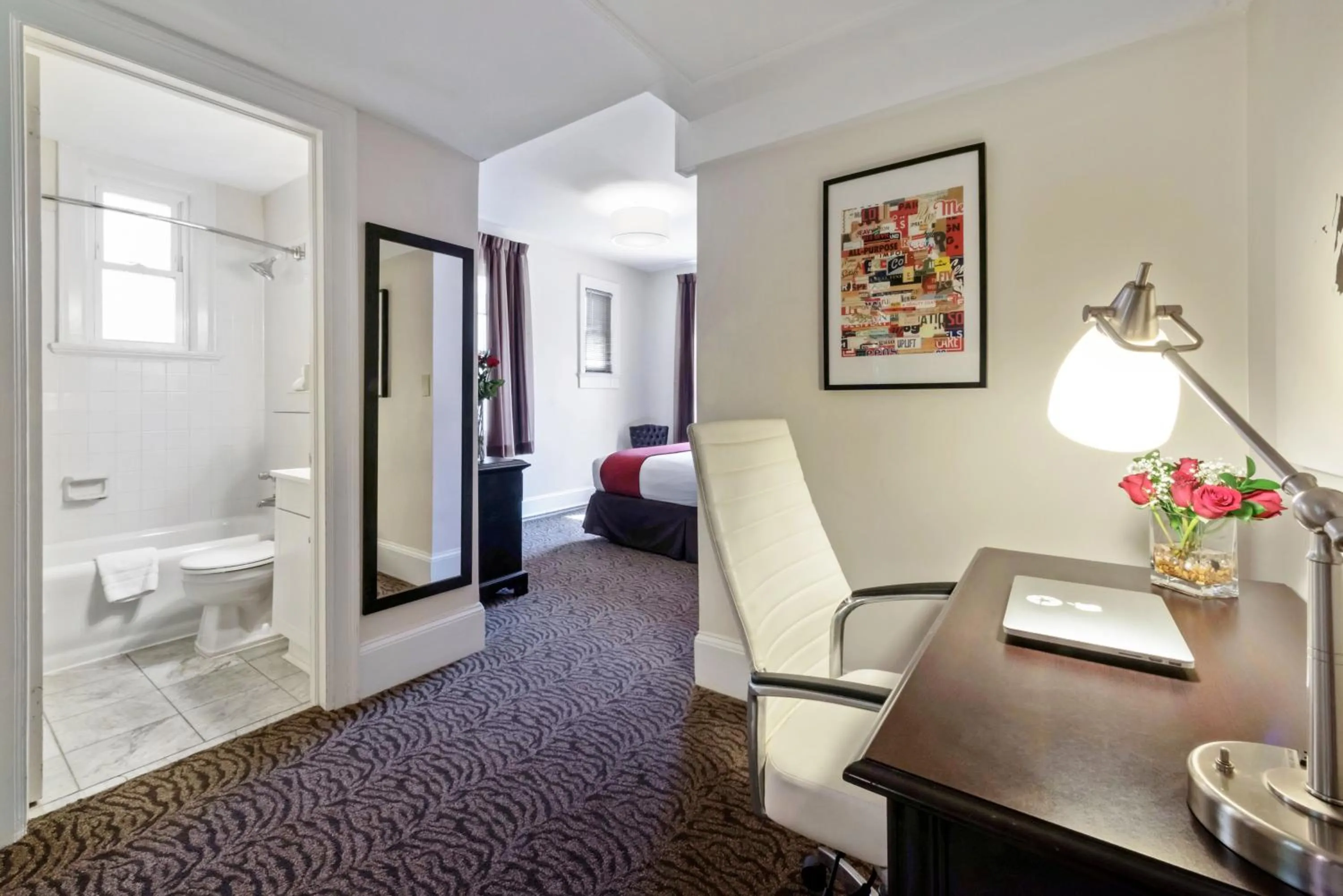 Seating area in Artmore Hotel