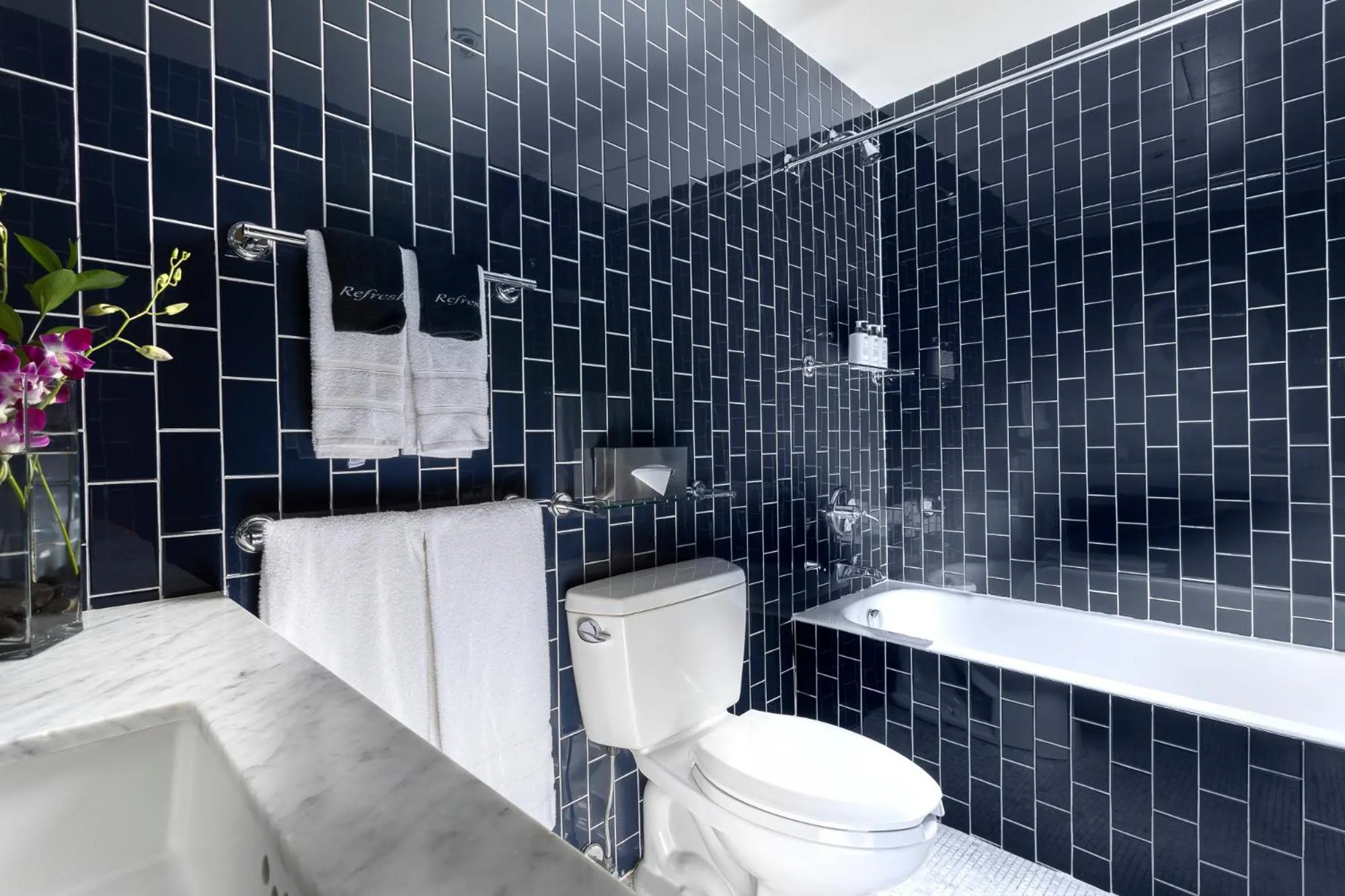 Bathroom in 6 Columbus Central Park Hotel