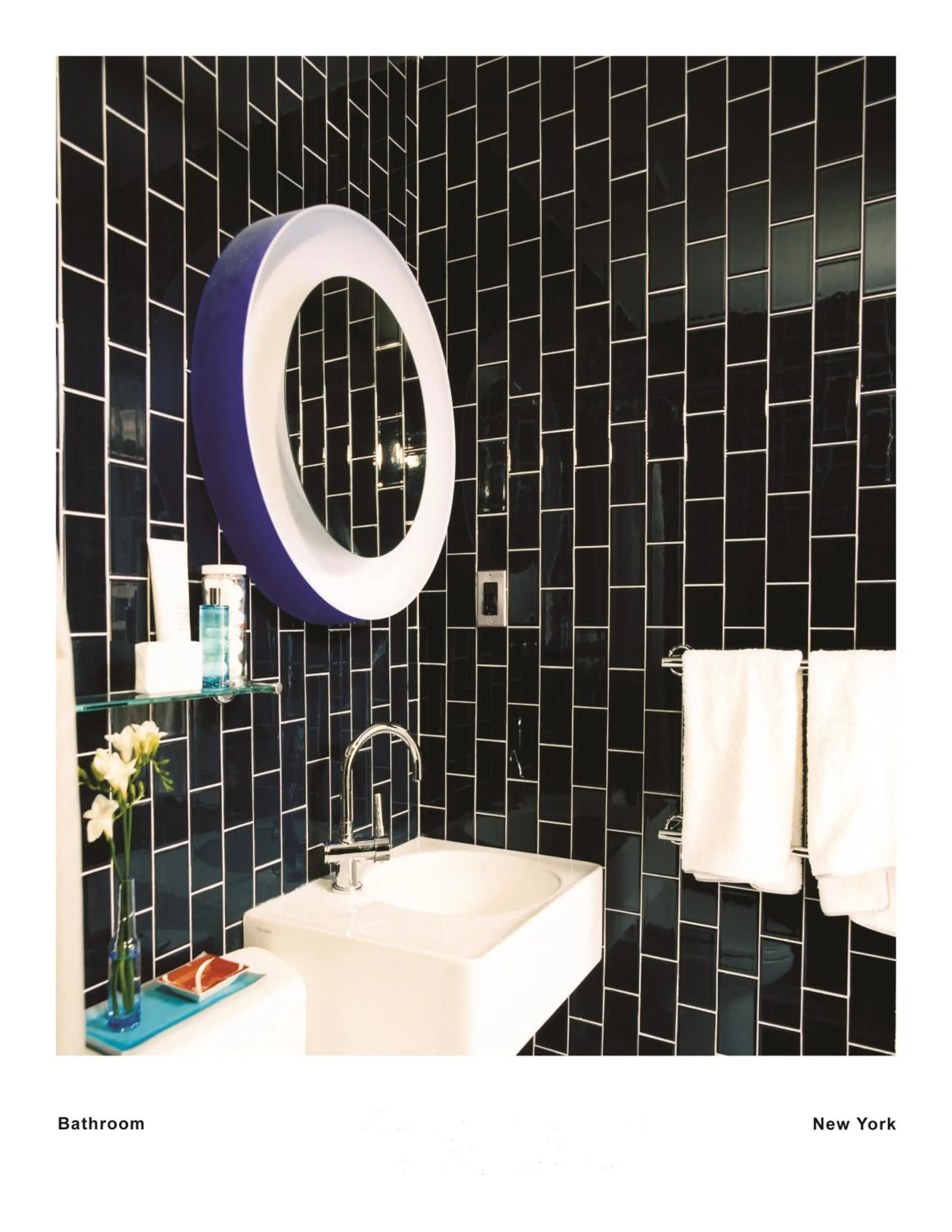 Bathroom in 6 Columbus Central Park Hotel