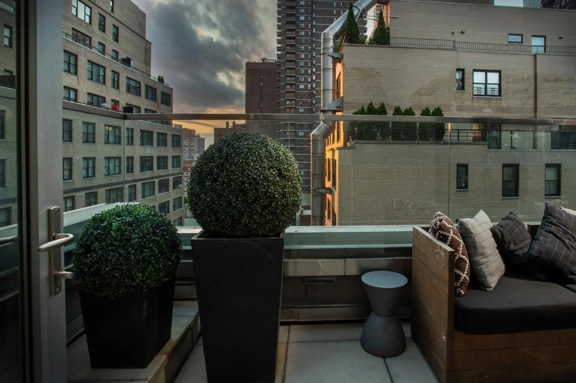 Balcony/Terrace in 6 Columbus Central Park Hotel