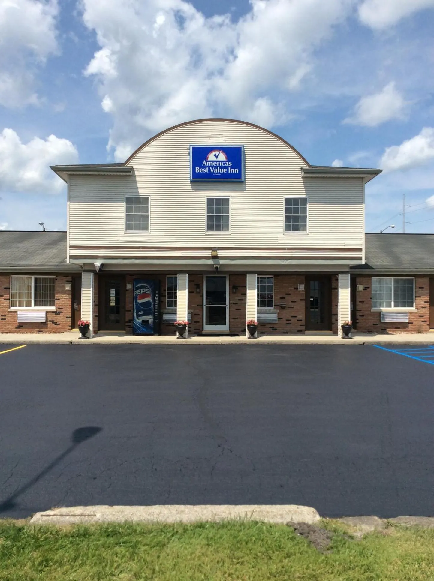 Property building in Americas Best Value Inn of Decatur