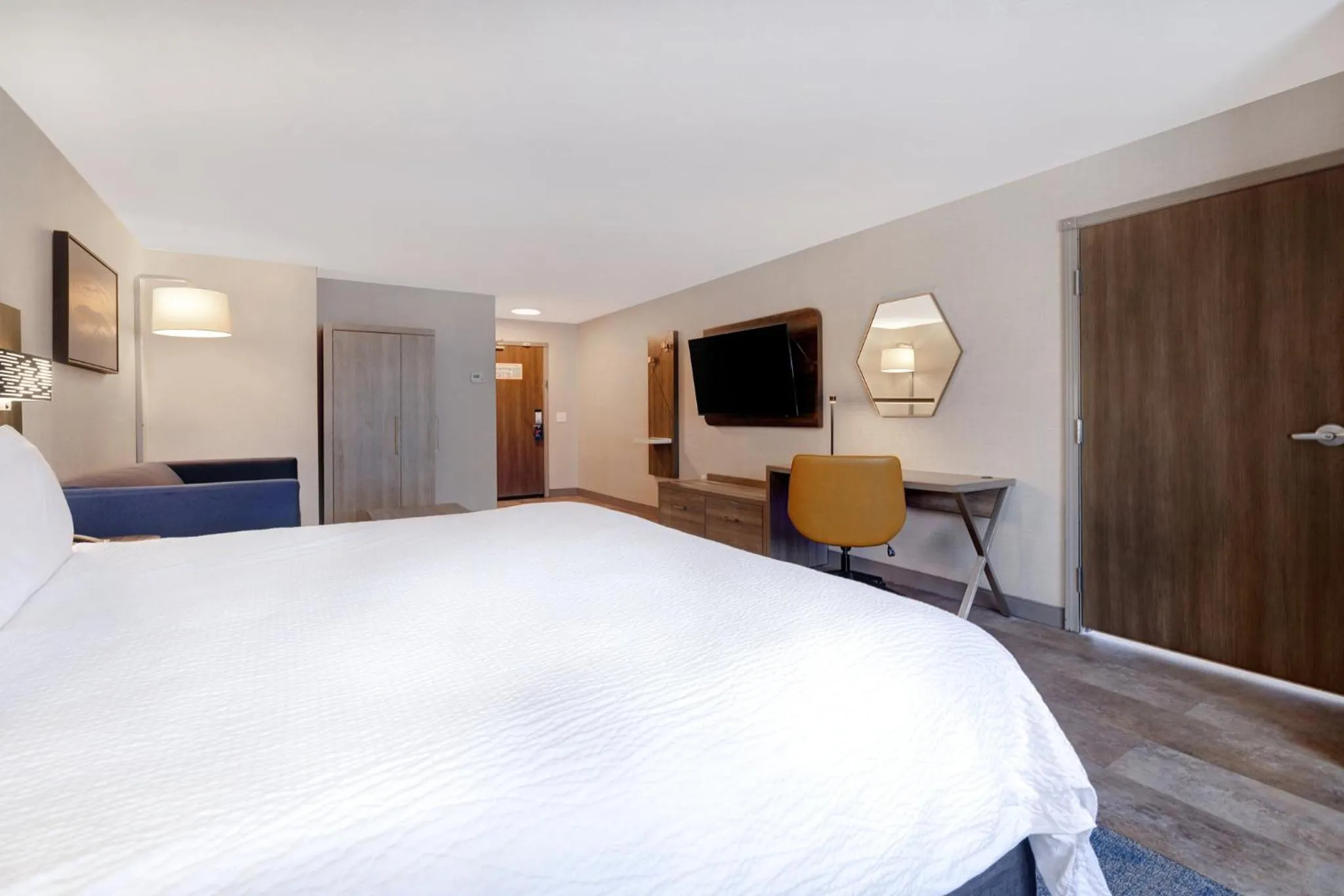 Photo of the whole room, Bed in Holiday Inn Express Hotel & Suites Moab by IHG