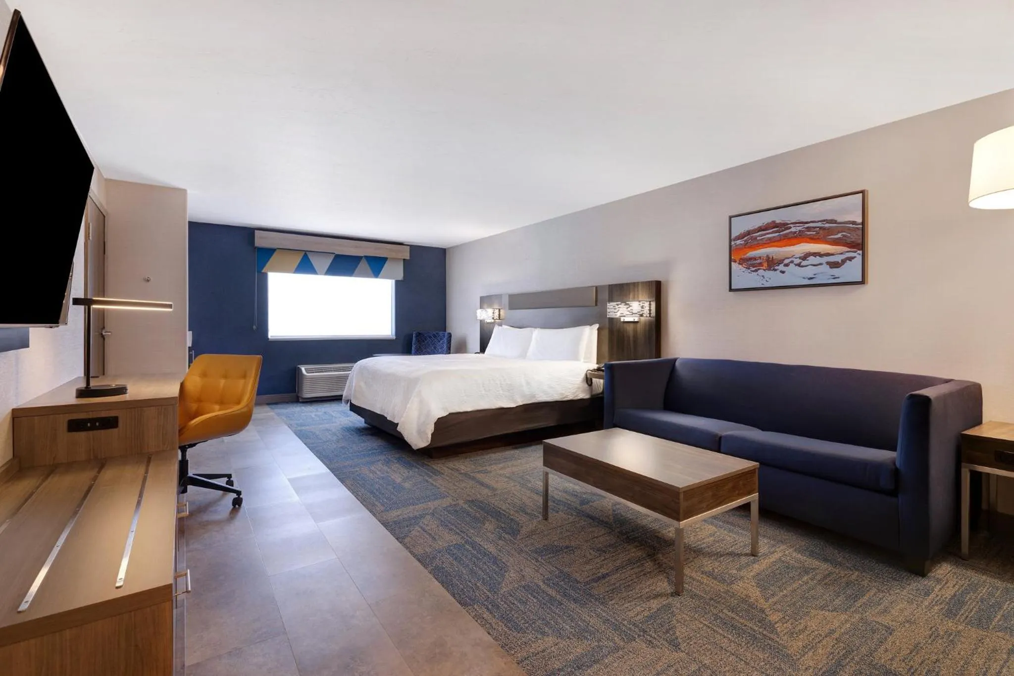 Photo of the whole room, Bed in Holiday Inn Express Hotel & Suites Moab by IHG