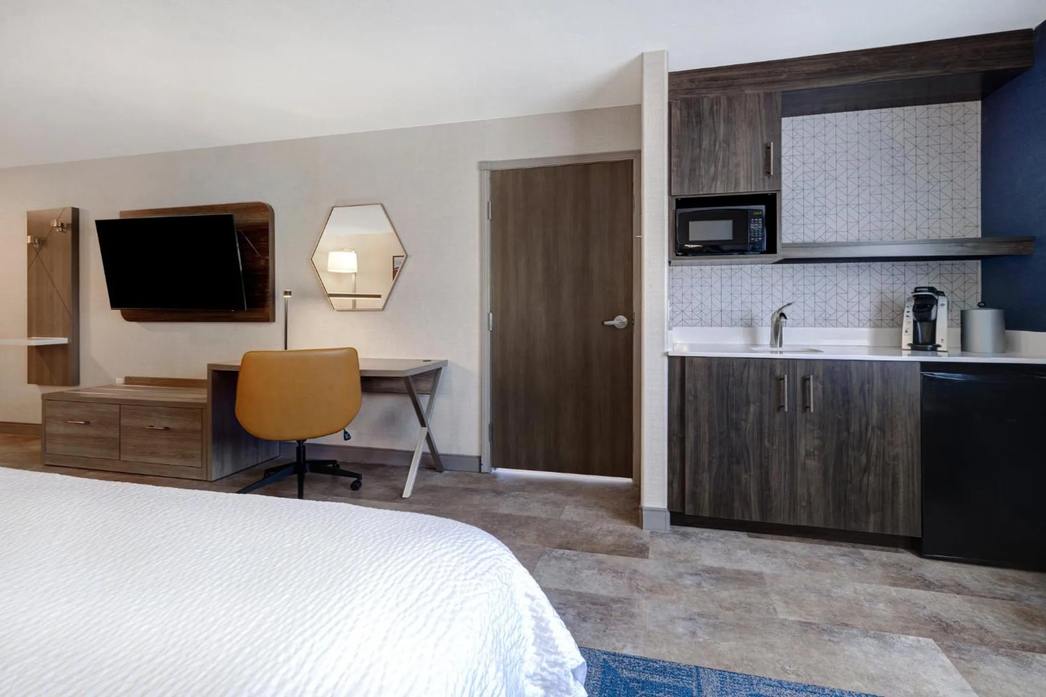 Photo of the whole room, Bed in Holiday Inn Express Hotel & Suites Moab by IHG