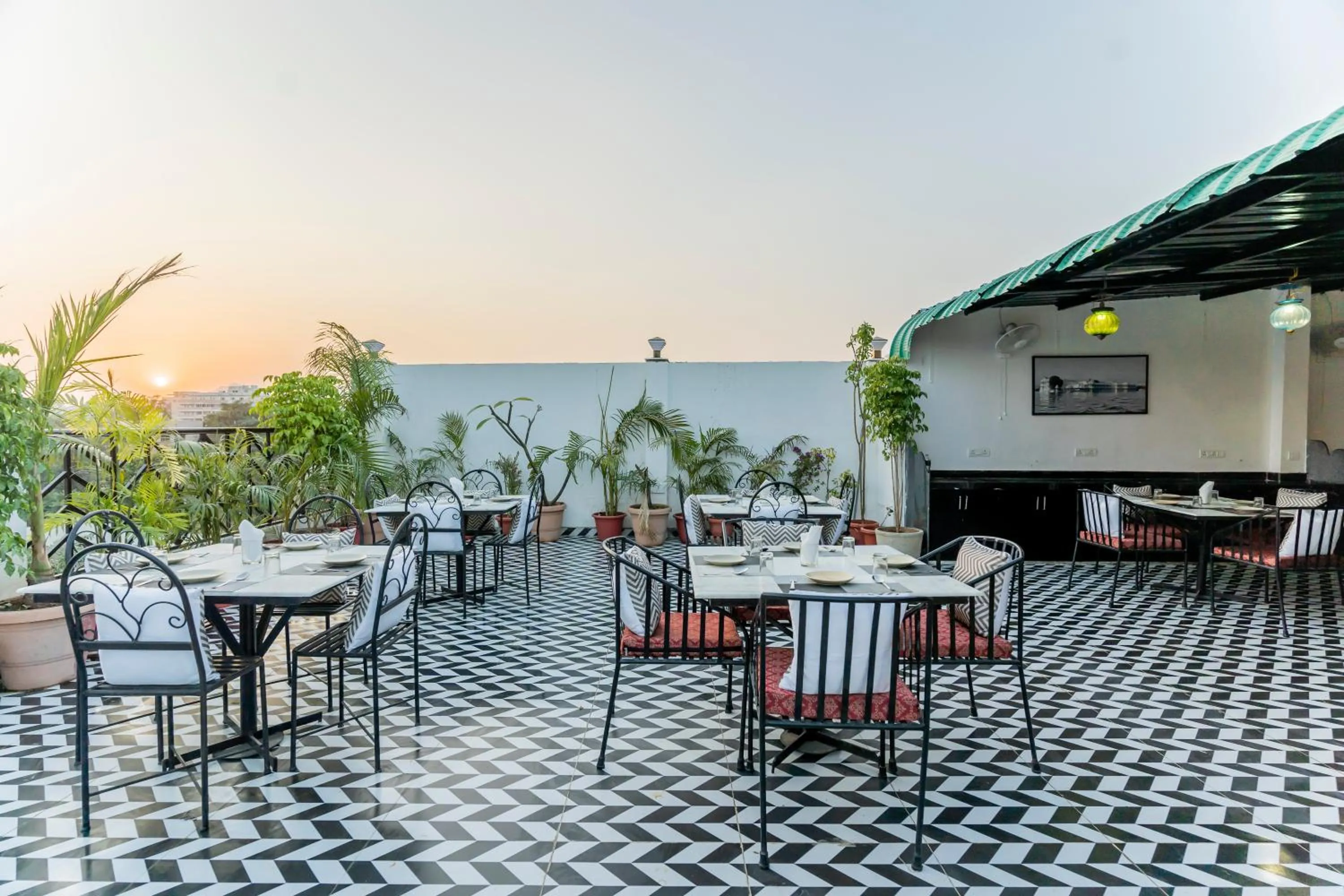 Restaurant/places to eat in Wanderlust -Boutique Stay