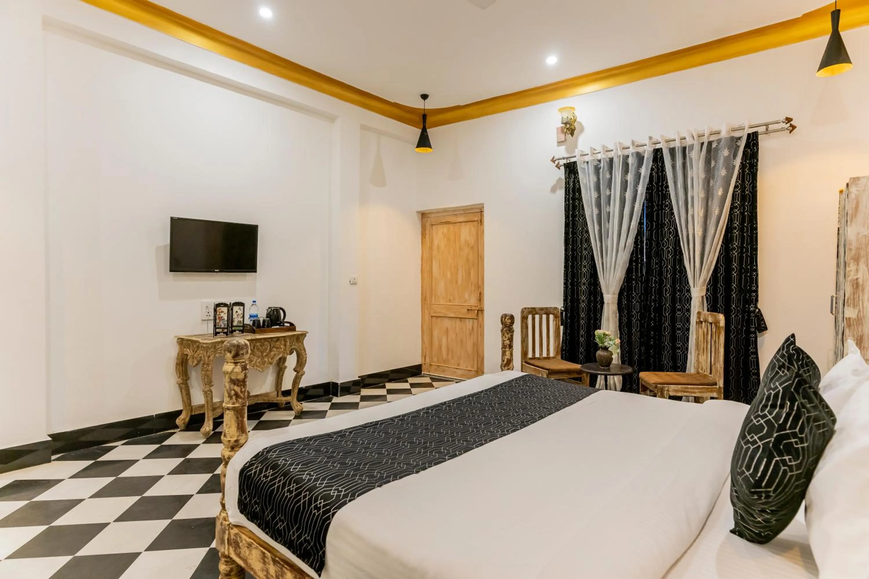 Bed in Wanderlust -Boutique Stay