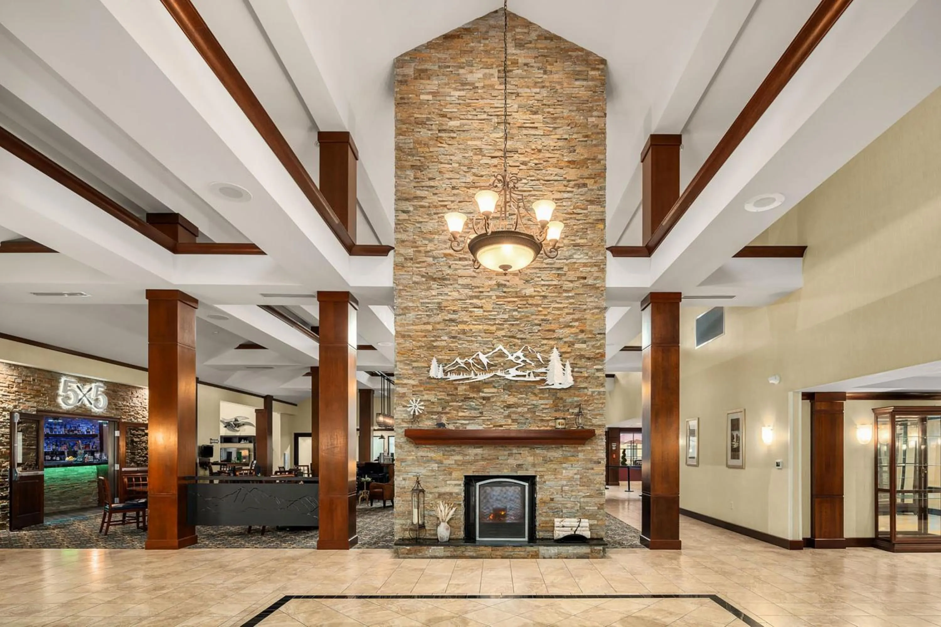 Property building in Staybridge Suites Everett - Paine Field by IHG