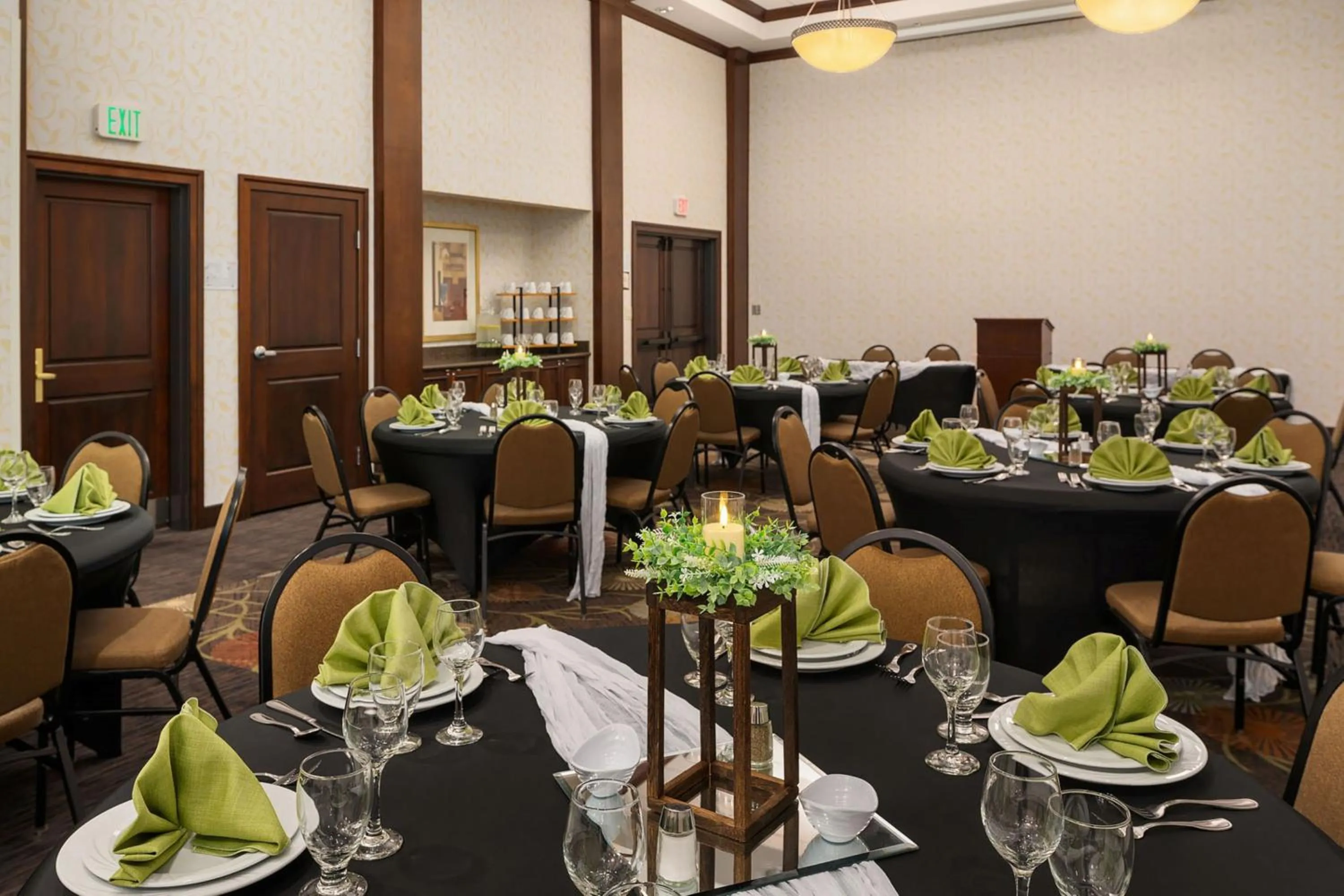 Banquet/Function facilities in Staybridge Suites Everett - Paine Field by IHG