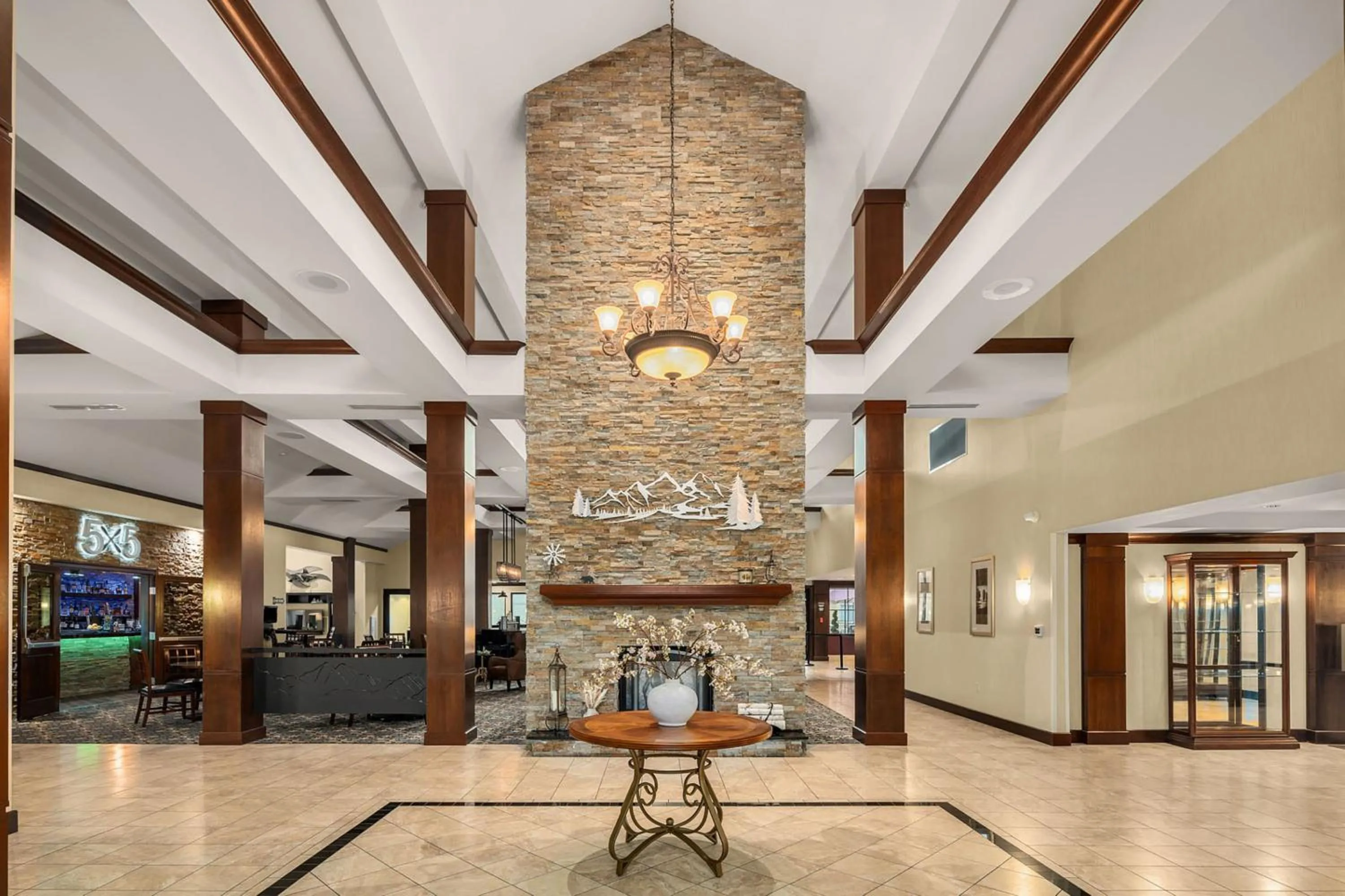 Property building in Staybridge Suites Everett - Paine Field by IHG