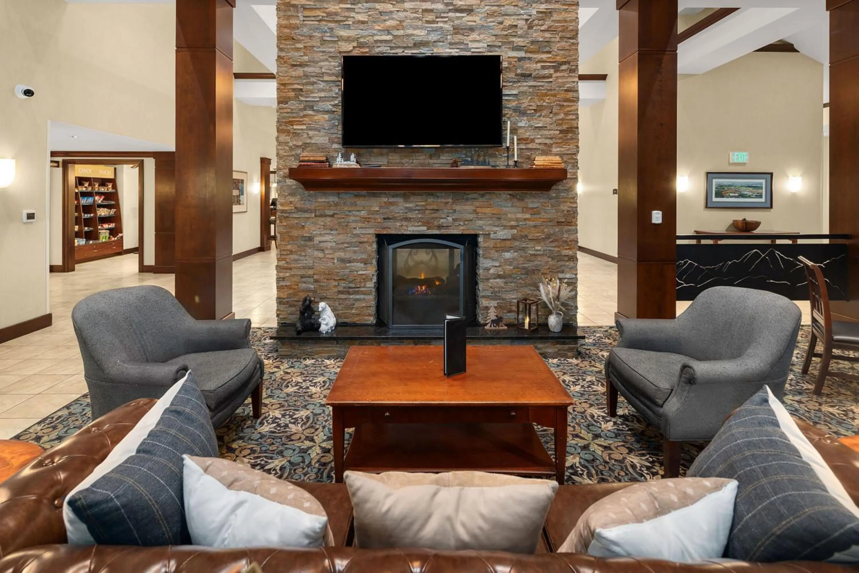 Property building in Staybridge Suites Everett - Paine Field by IHG