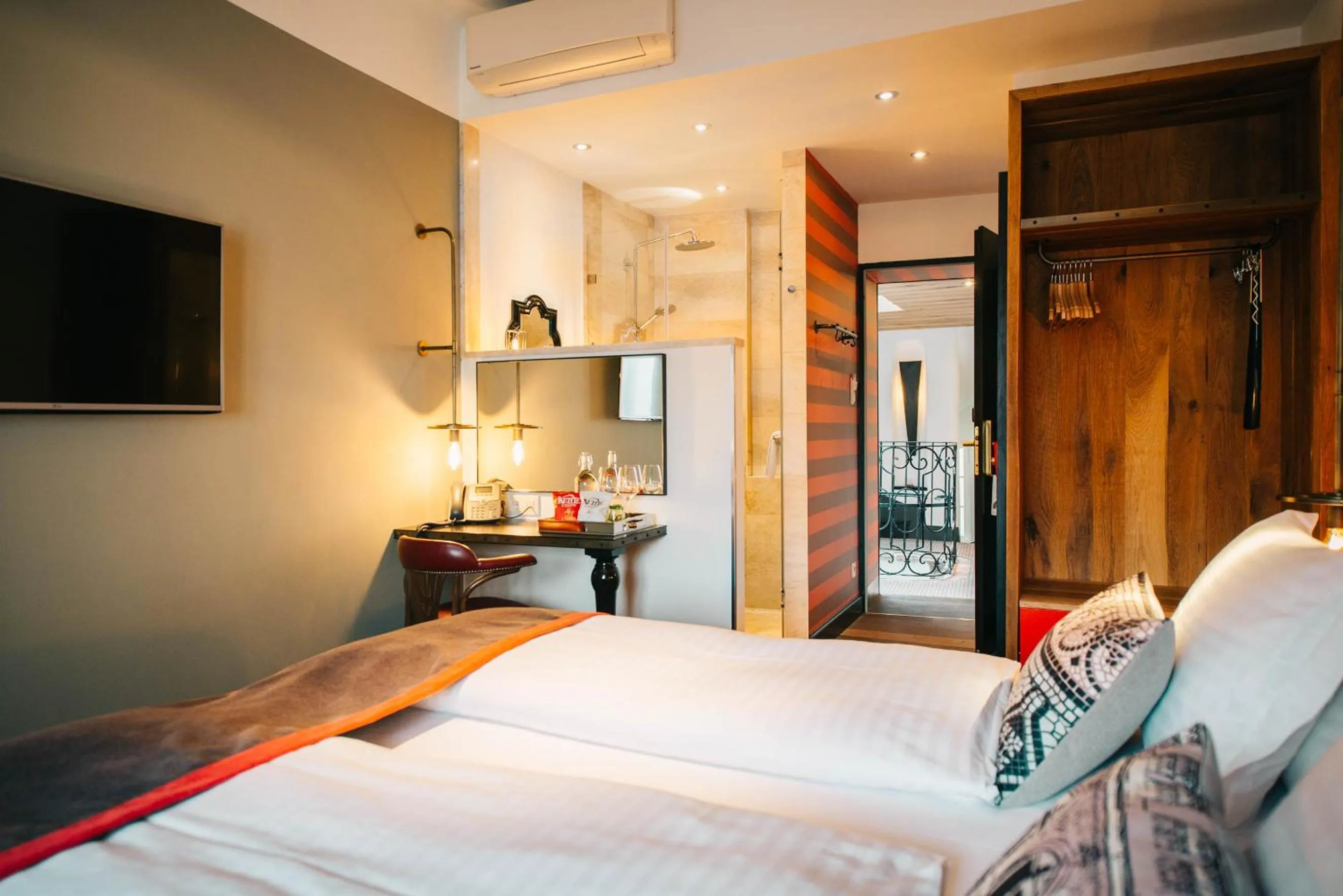 Bed in PEST-BUDA Design Hotel