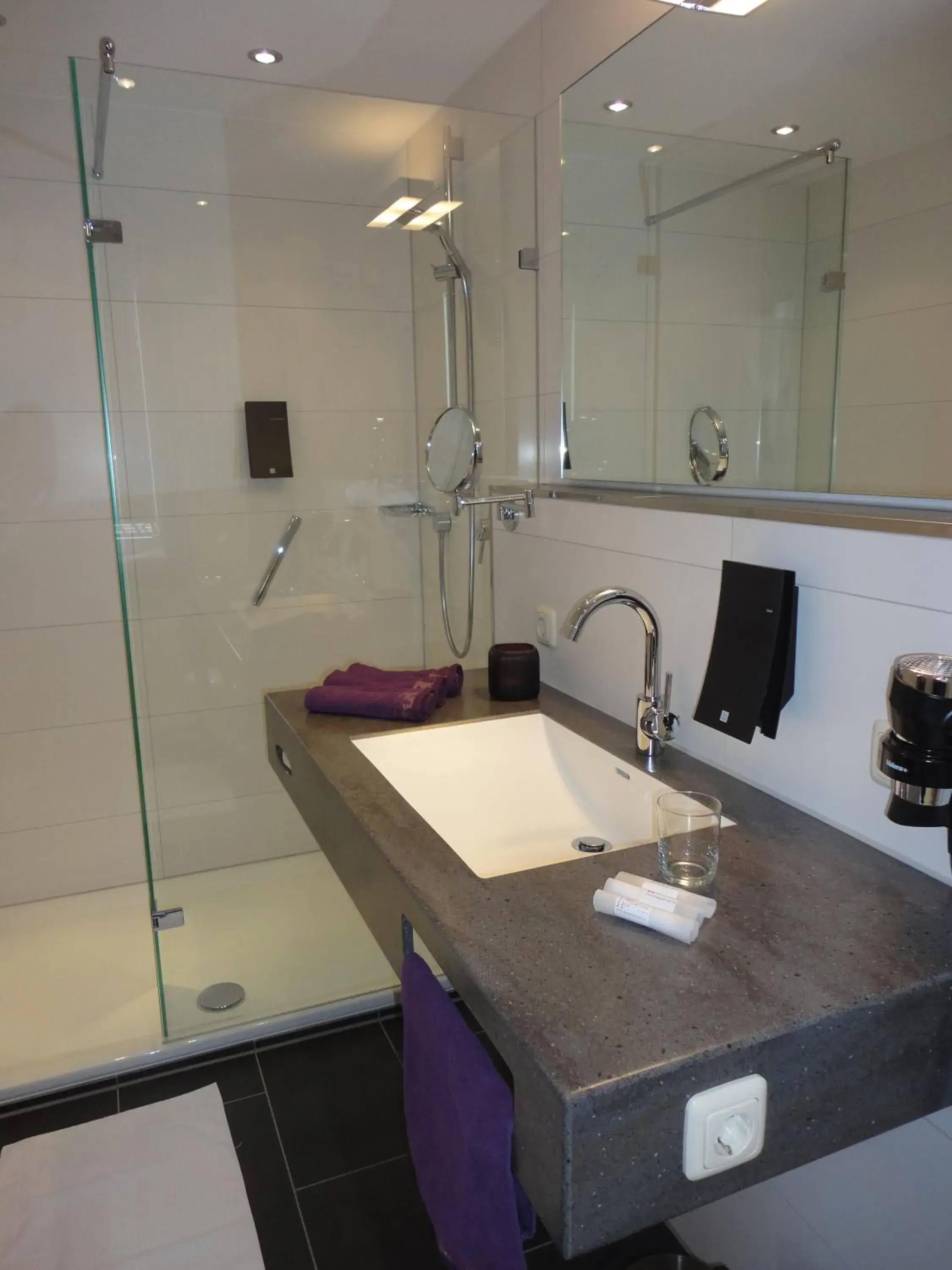 Single Room in Hotel Garni Lindacher Hof Single Room in Hotel Garni Lindacher Hof