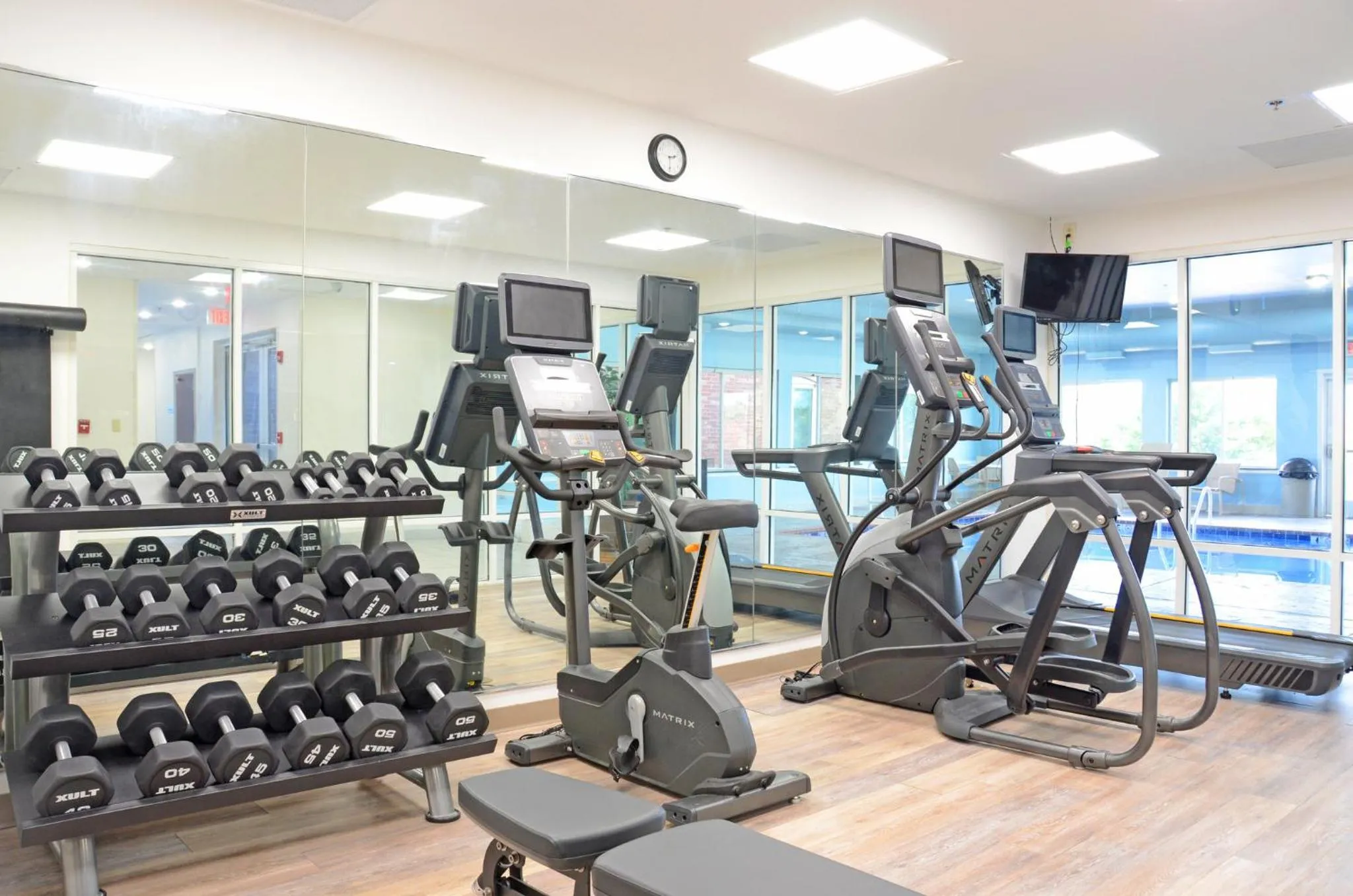 Fitness centre/facilities in Holiday Inn Express Hotel & Suites Millington-Memphis Area by IHG