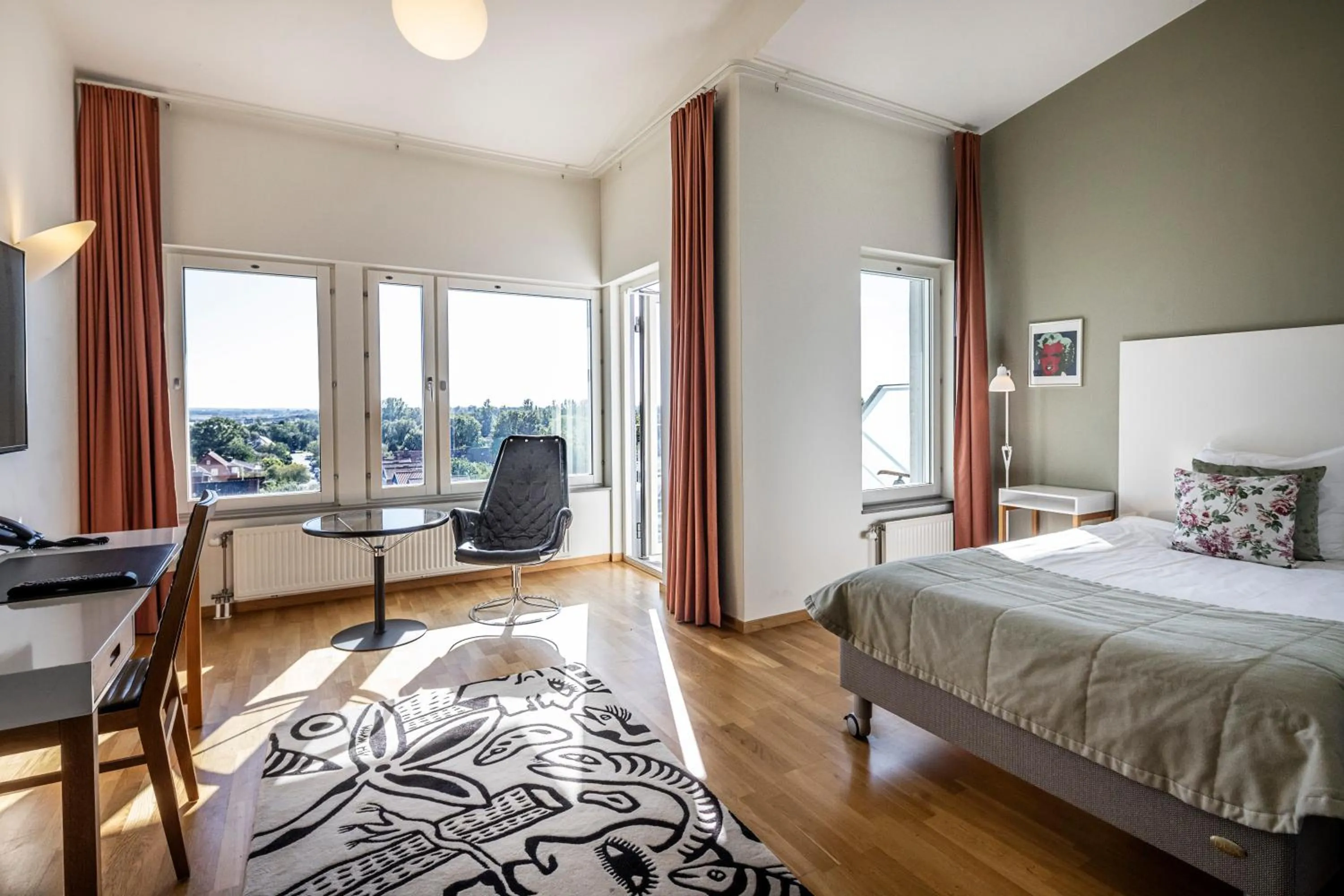 Bed in First Hotel Planetstaden