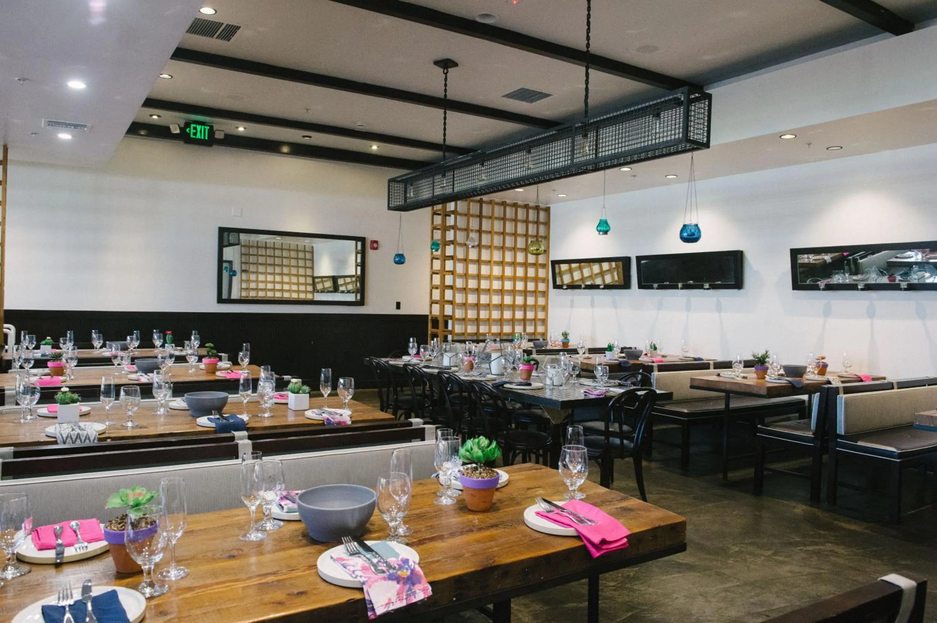 Restaurant/places to eat in The Saguaro Palm Springs