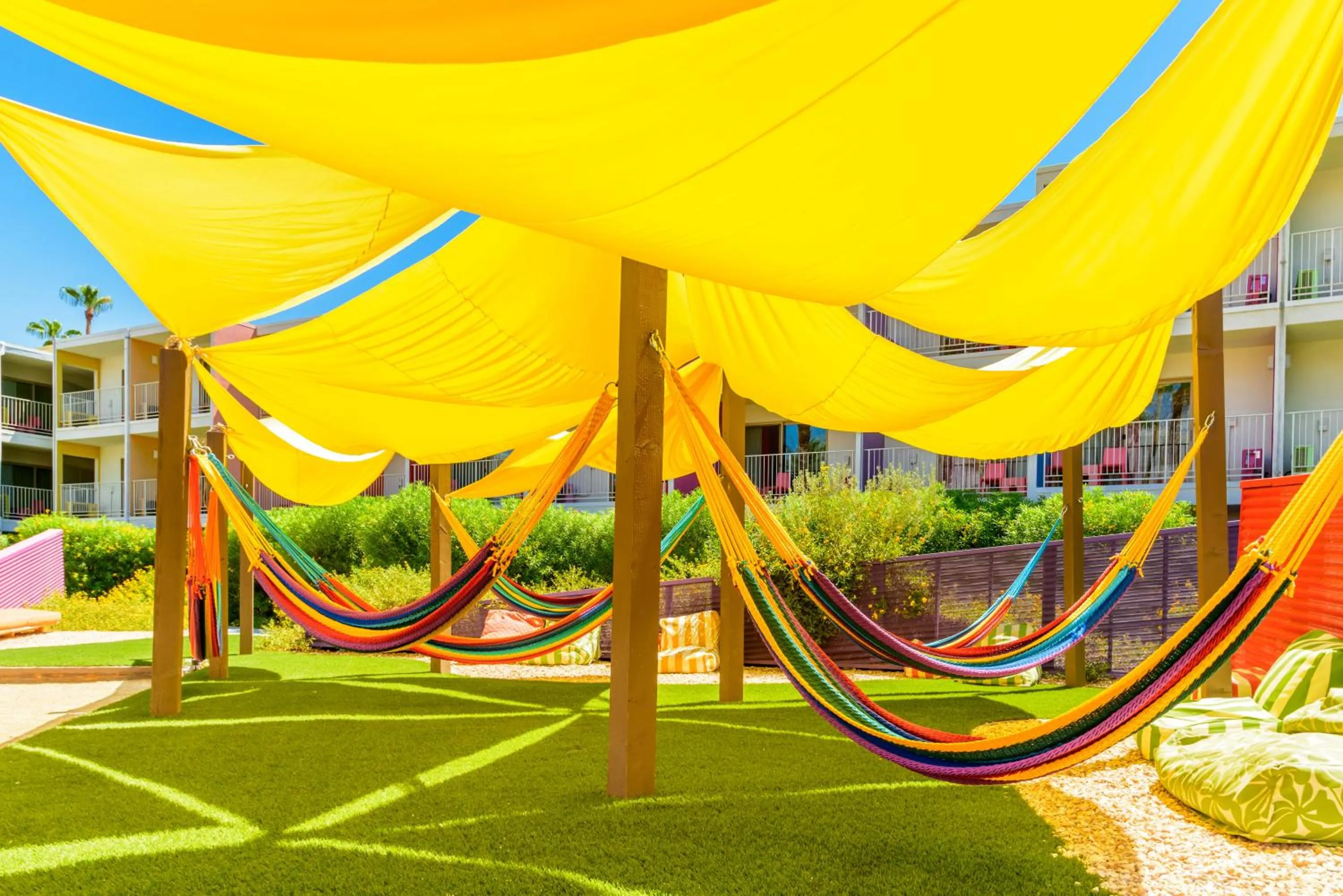 Garden in The Saguaro Palm Springs