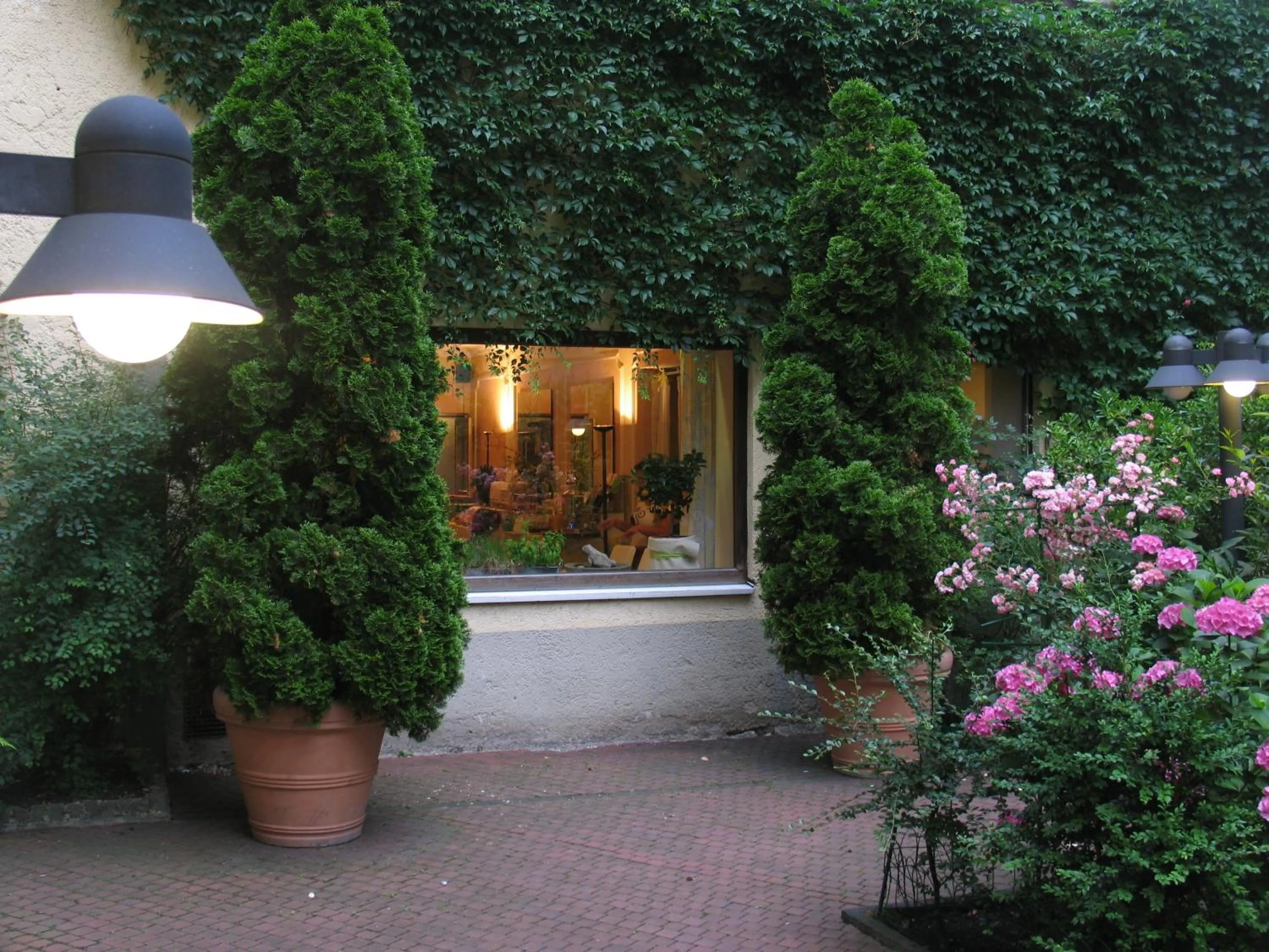 Garden in Hotel Carlton Munich