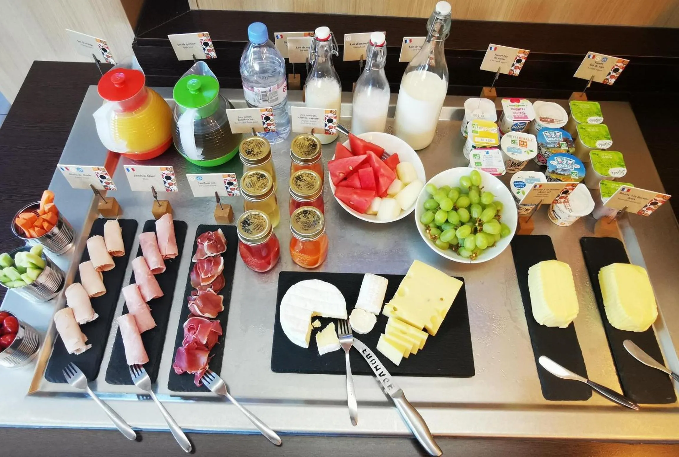 Breakfast in Residhome Asnieres