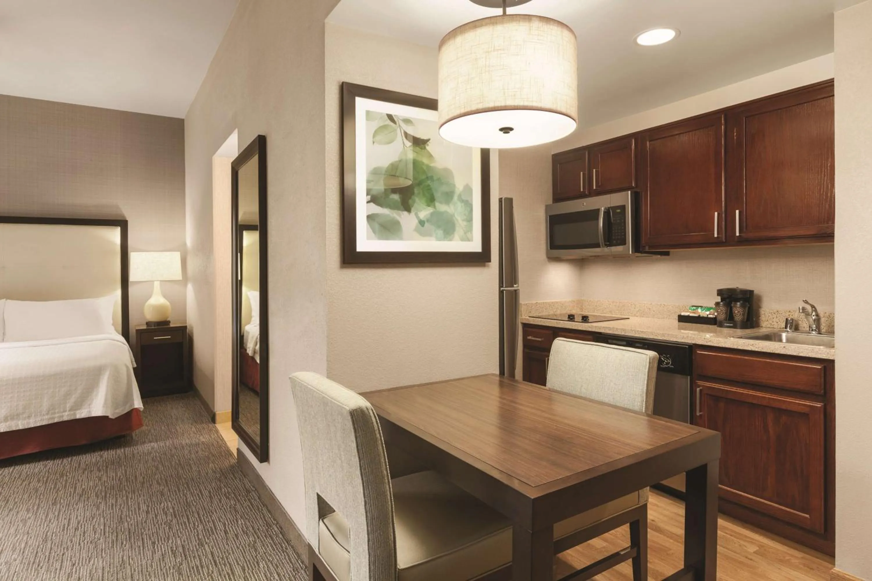 Kitchen or kitchenette, Bed in Homewood Suites by Hilton La Quinta