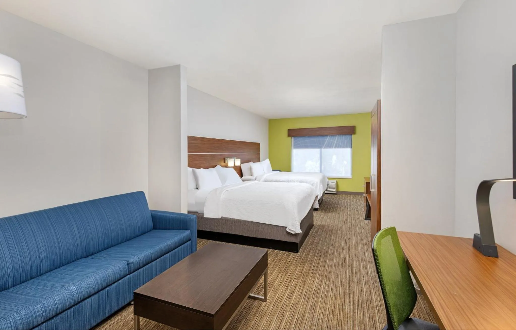 Photo of the whole room, Bed in Holiday Inn Express Hotel & Suites Birmingham - Inverness 280 by IHG