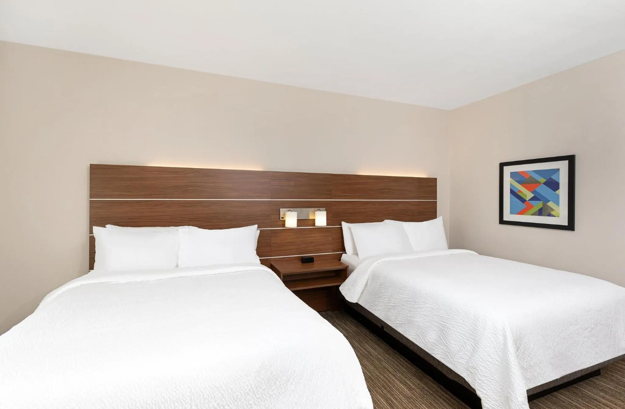 Photo of the whole room, Bed in Holiday Inn Express Hotel & Suites Birmingham - Inverness 280 by IHG