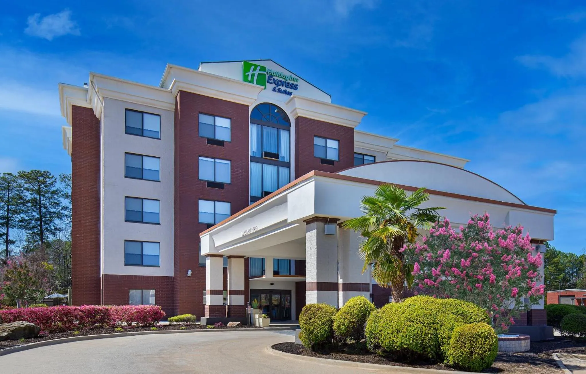 Property building in Holiday Inn Express Hotel & Suites Birmingham - Inverness 280 by IHG