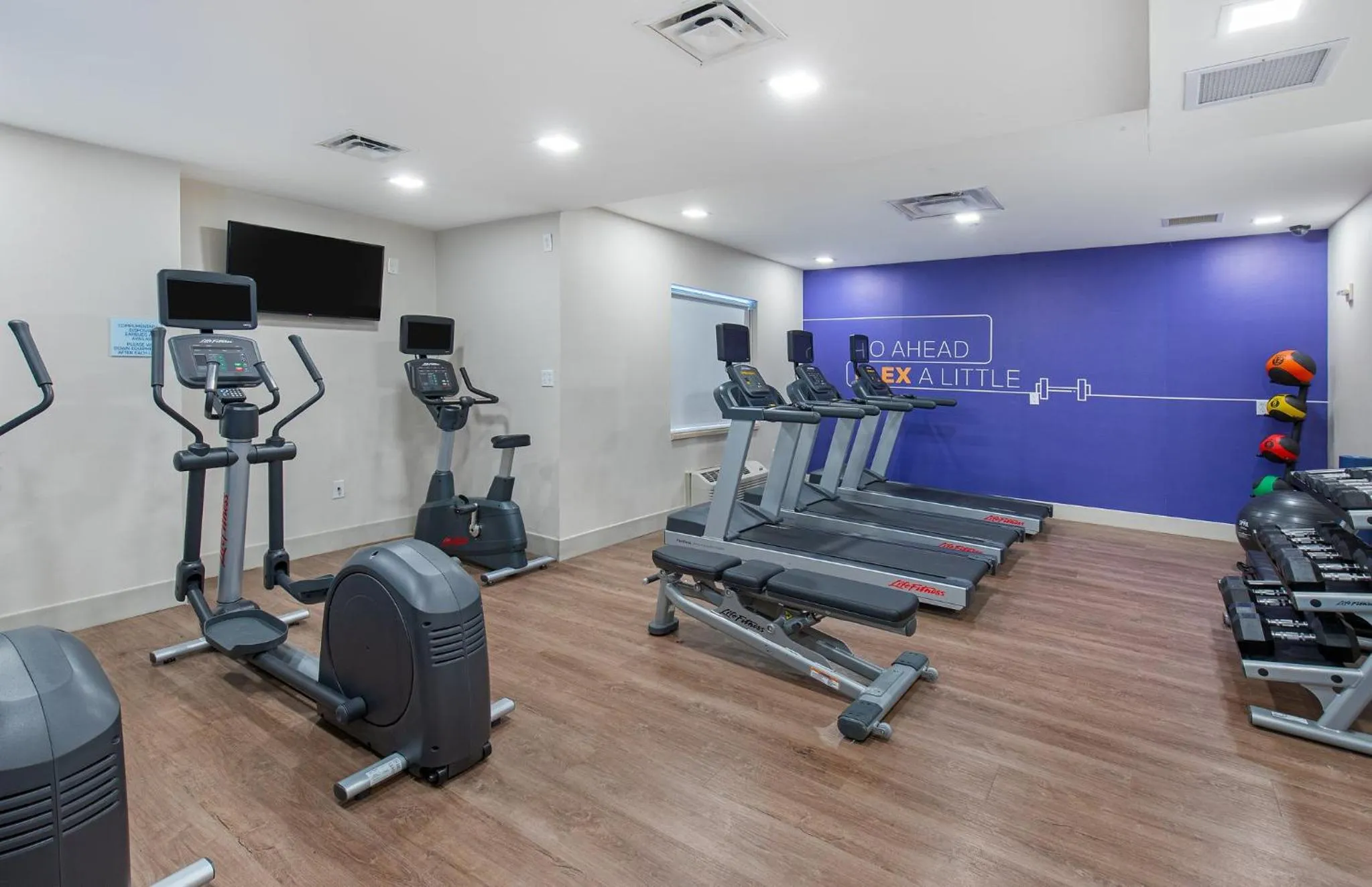 Spa and wellness centre/facilities in Holiday Inn Express Hotel & Suites Birmingham - Inverness 280 by IHG
