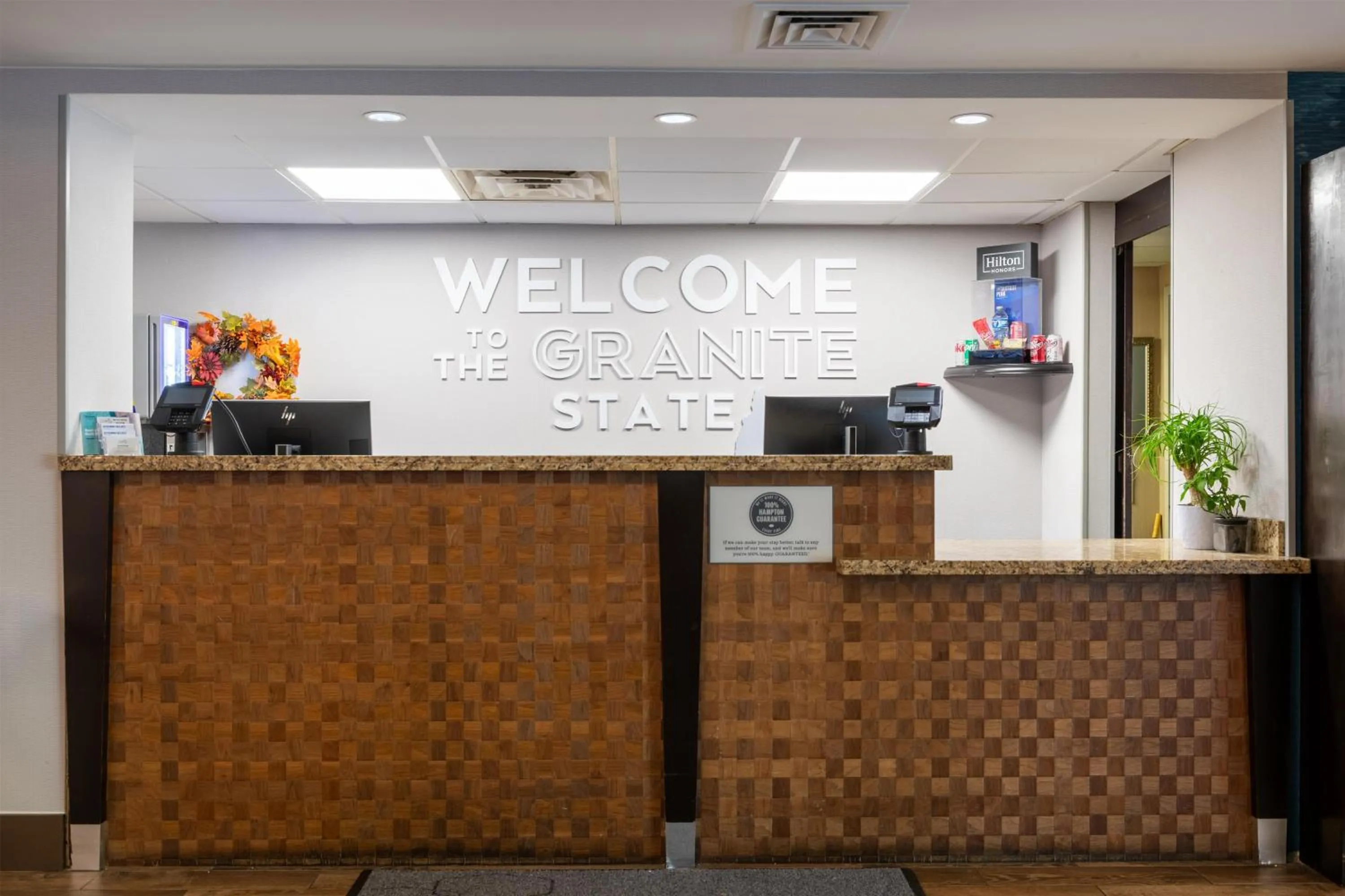 Lobby or reception in Hampton Inn Portsmouth Central