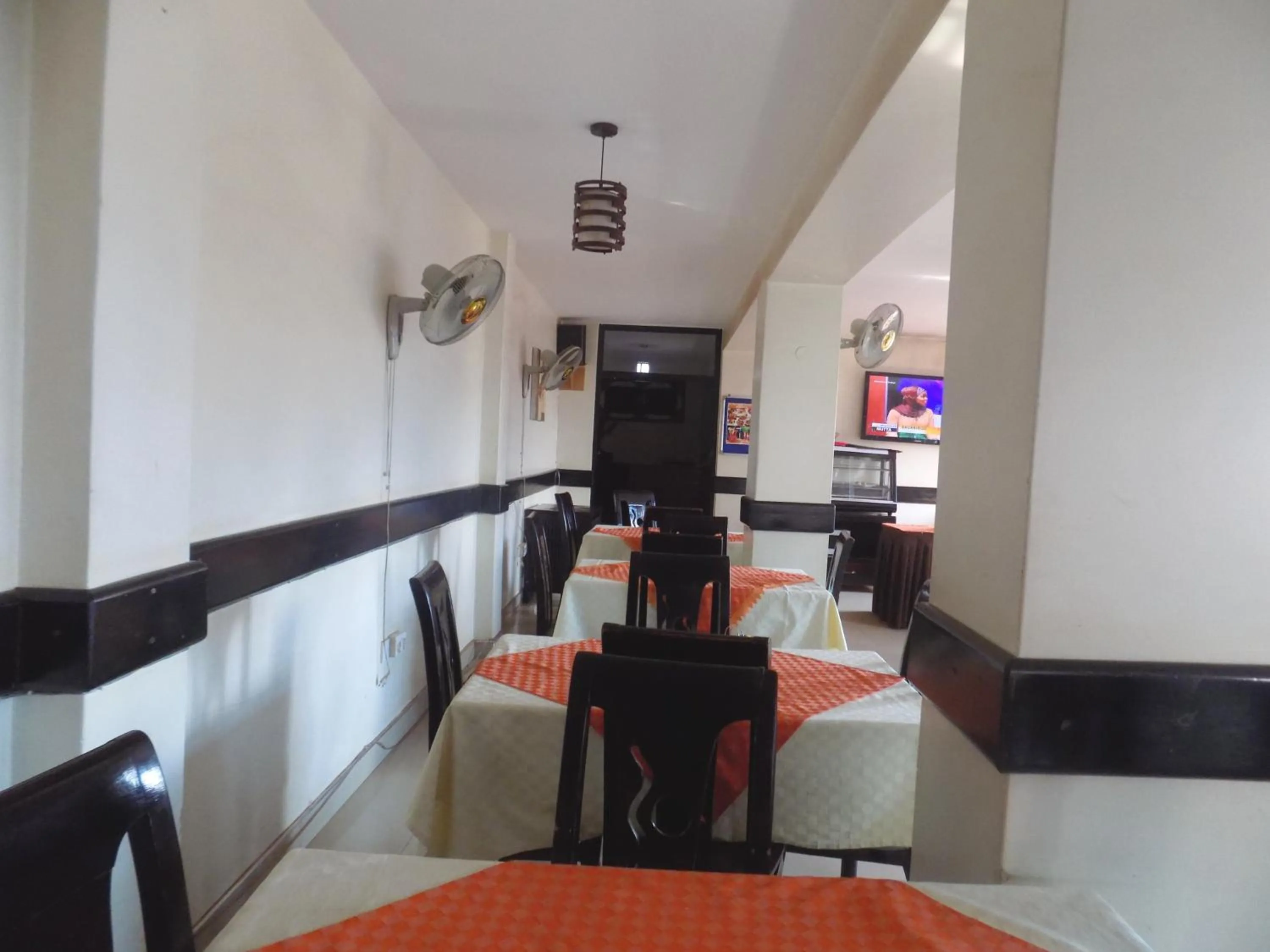 Restaurant/places to eat in KK Trust Hotel Kampala