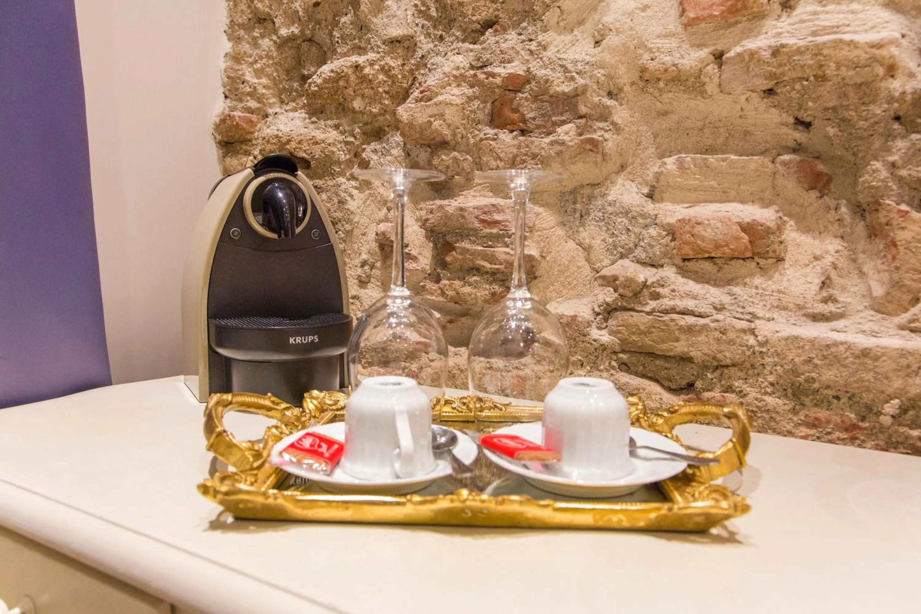 Coffee/tea facilities in Hotel Palacete de Alamos