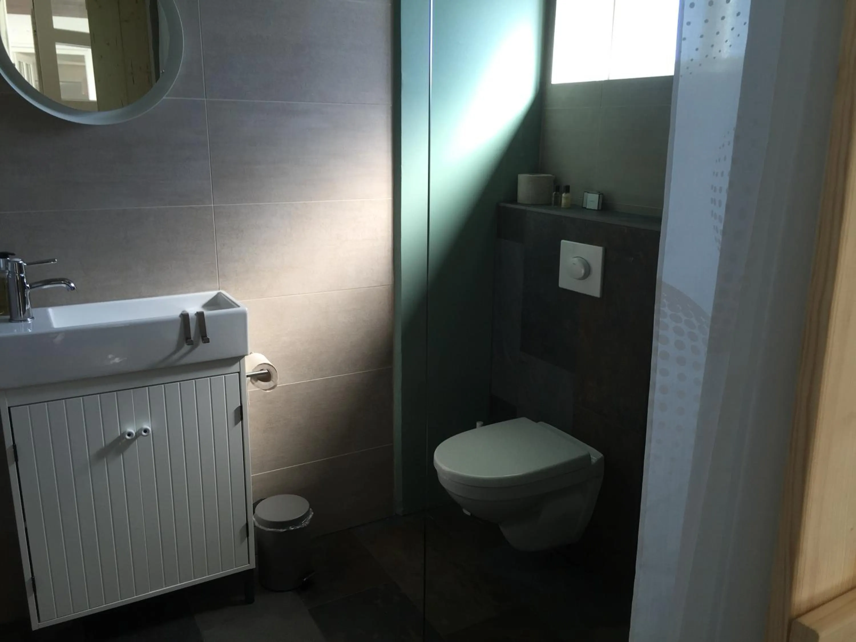 Toilet in Lindartún Guesthouse