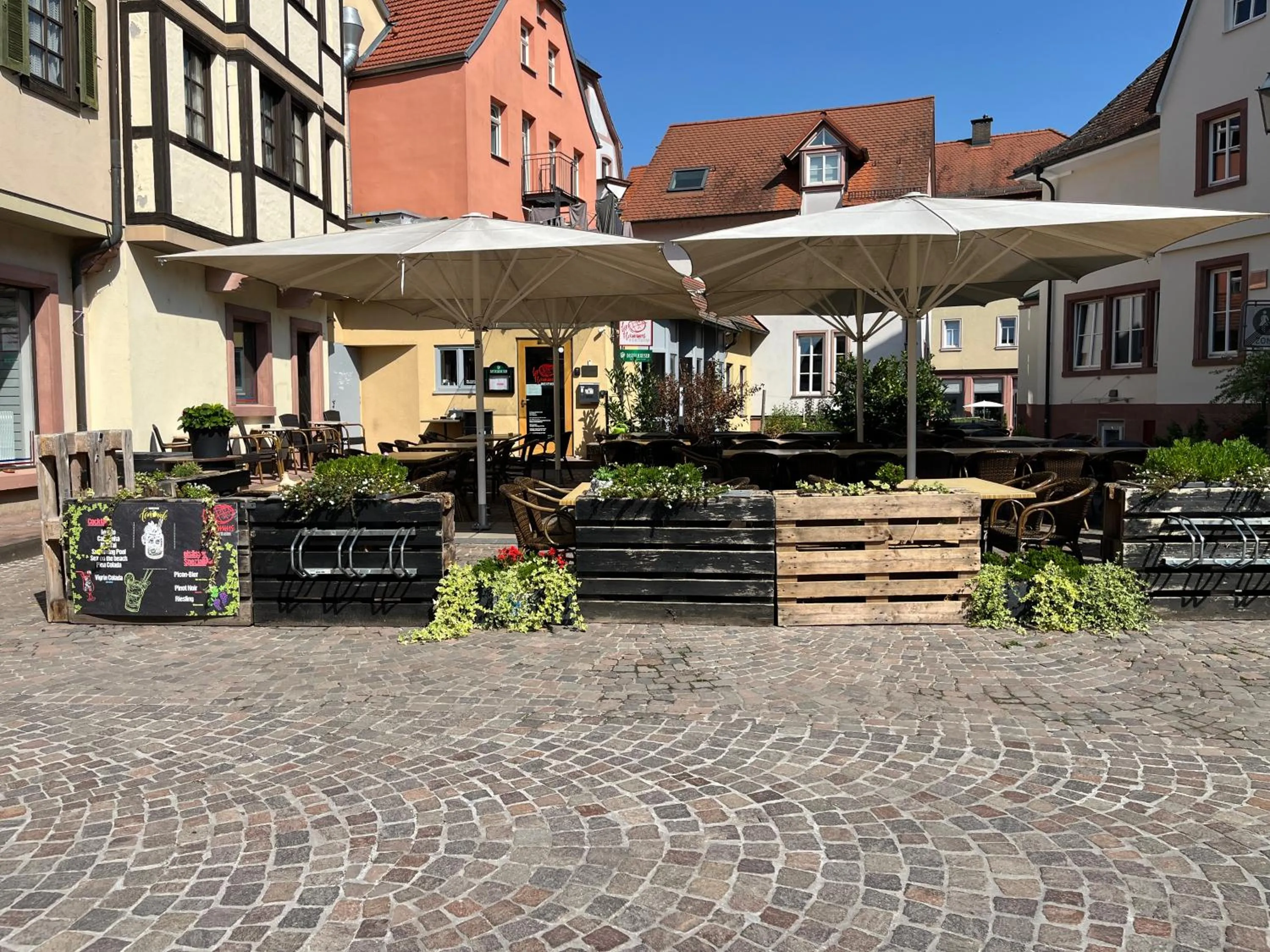 Balcony/Terrace in La Flamme Wertheim garni