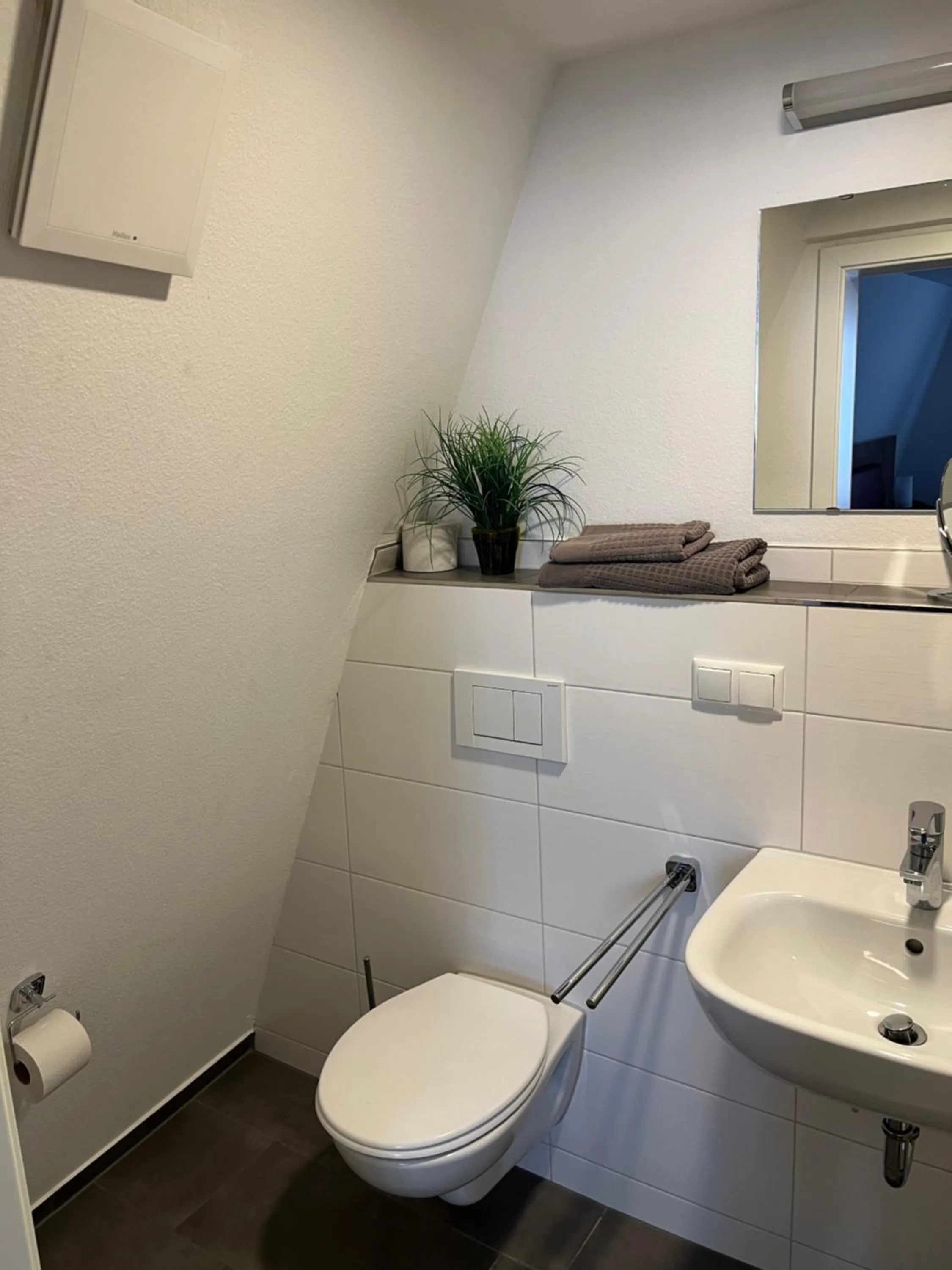 Bathroom in La Flamme Wertheim garni