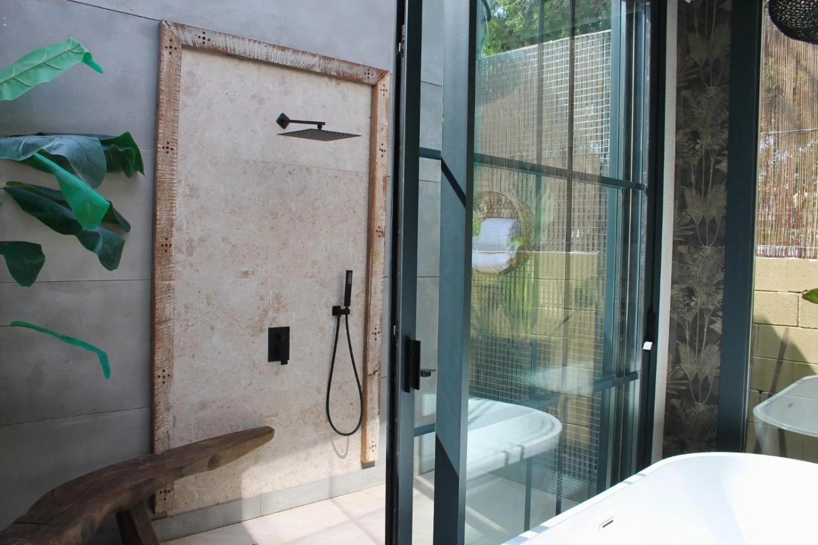 Shower in Hotel Boutique Varadero